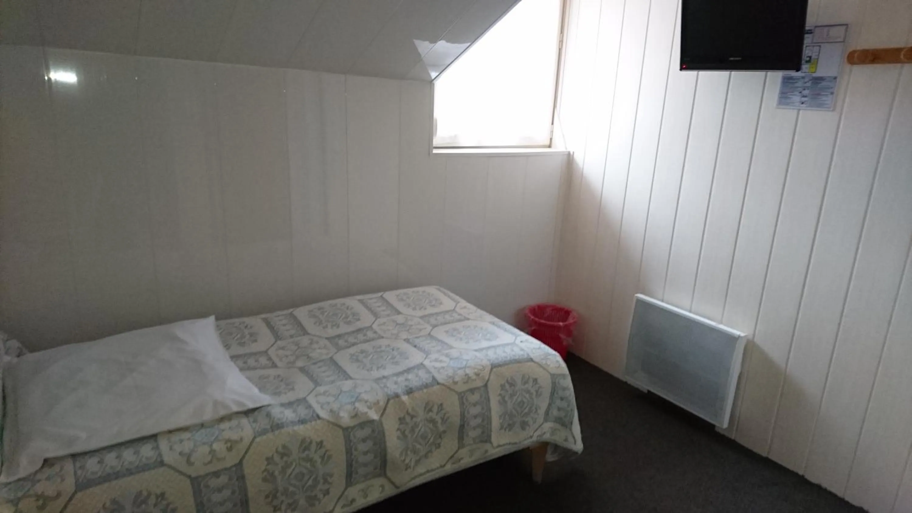 Photo of the whole room in Chalet Saint Louis