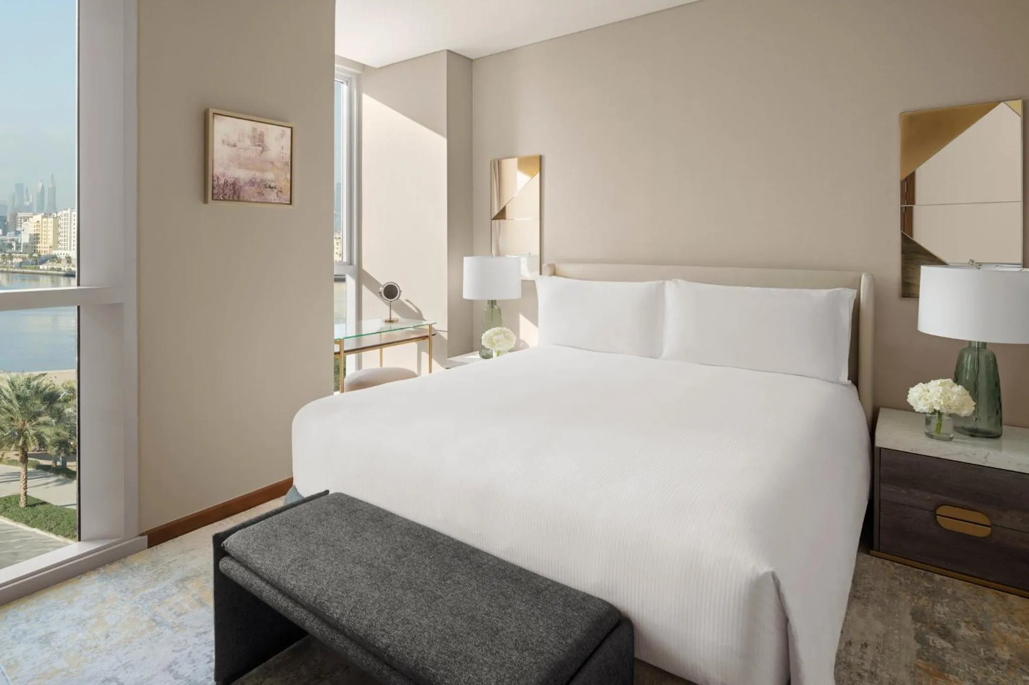 Photo of the whole room, Bed in InterContinental Residence Suites Dubai Festival City by IHG