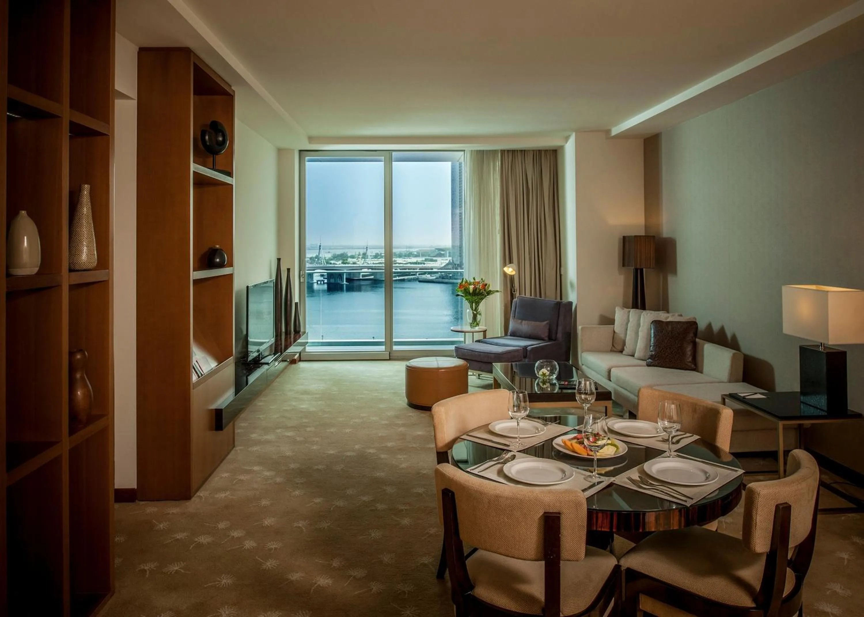 Photo of the whole room in InterContinental Residence Suites Dubai Festival City by IHG