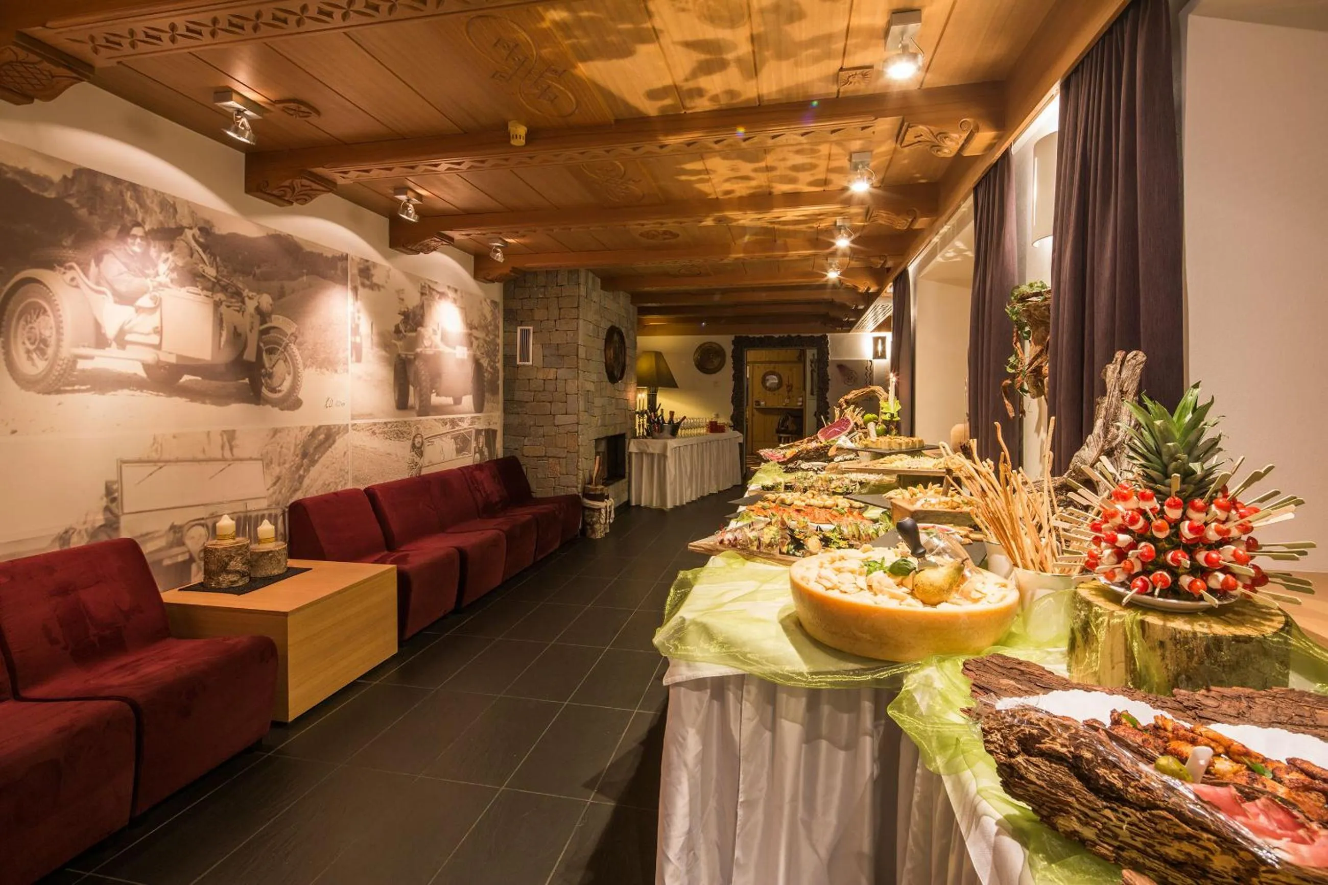 Restaurant/places to eat in Hotel Rezia