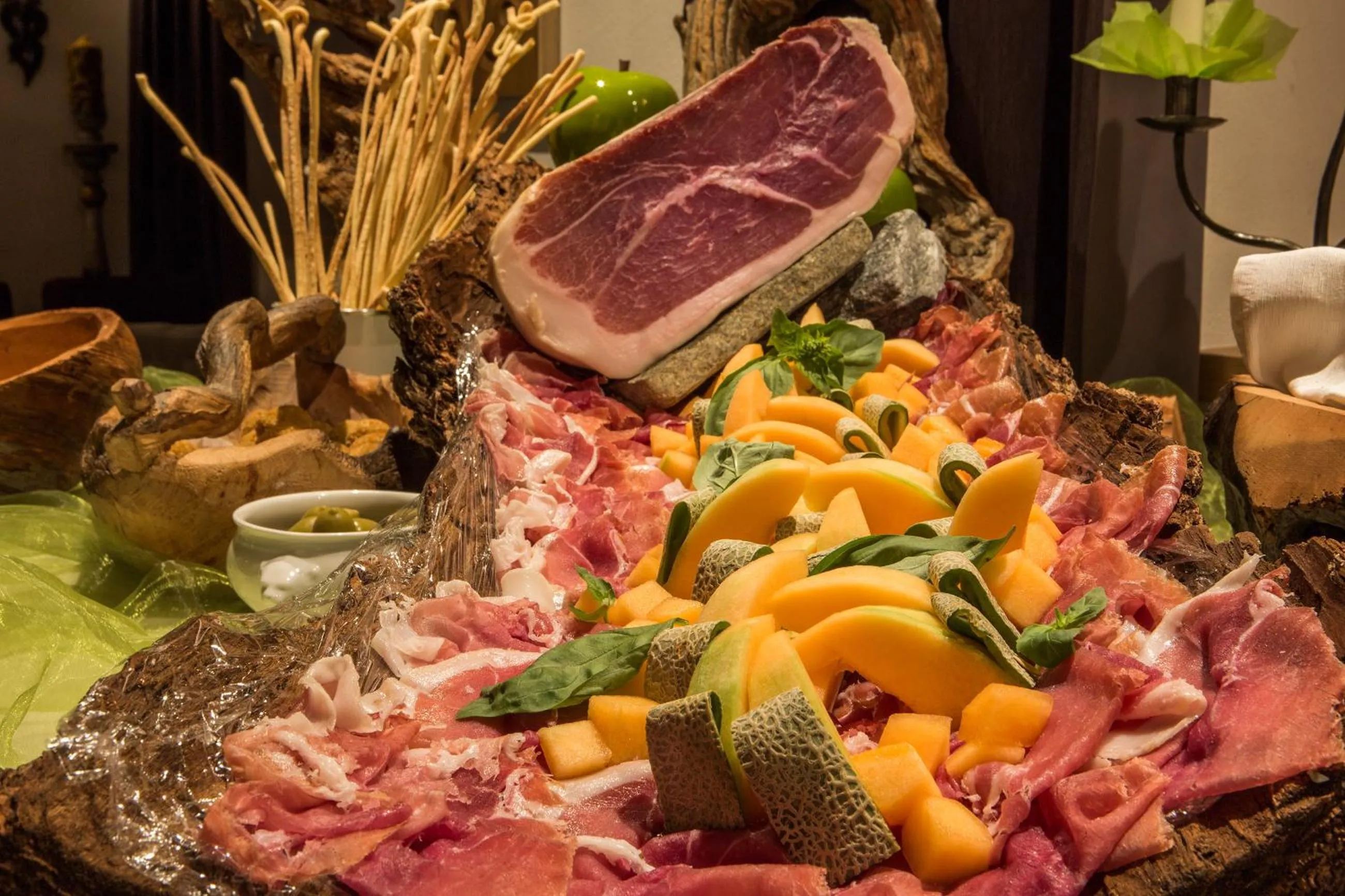 Restaurant/places to eat in Hotel Rezia