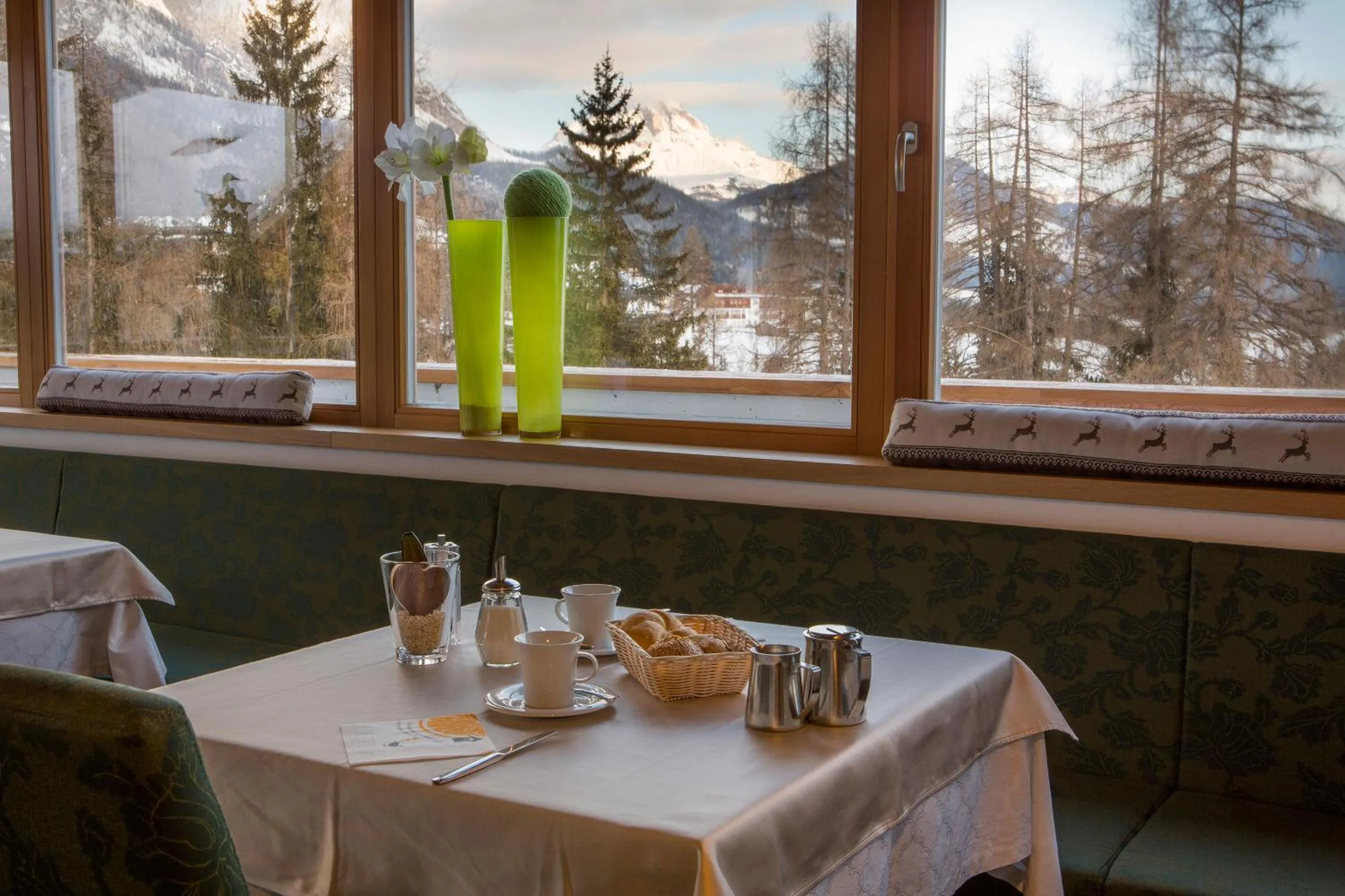 Restaurant/places to eat in Hotel Rezia