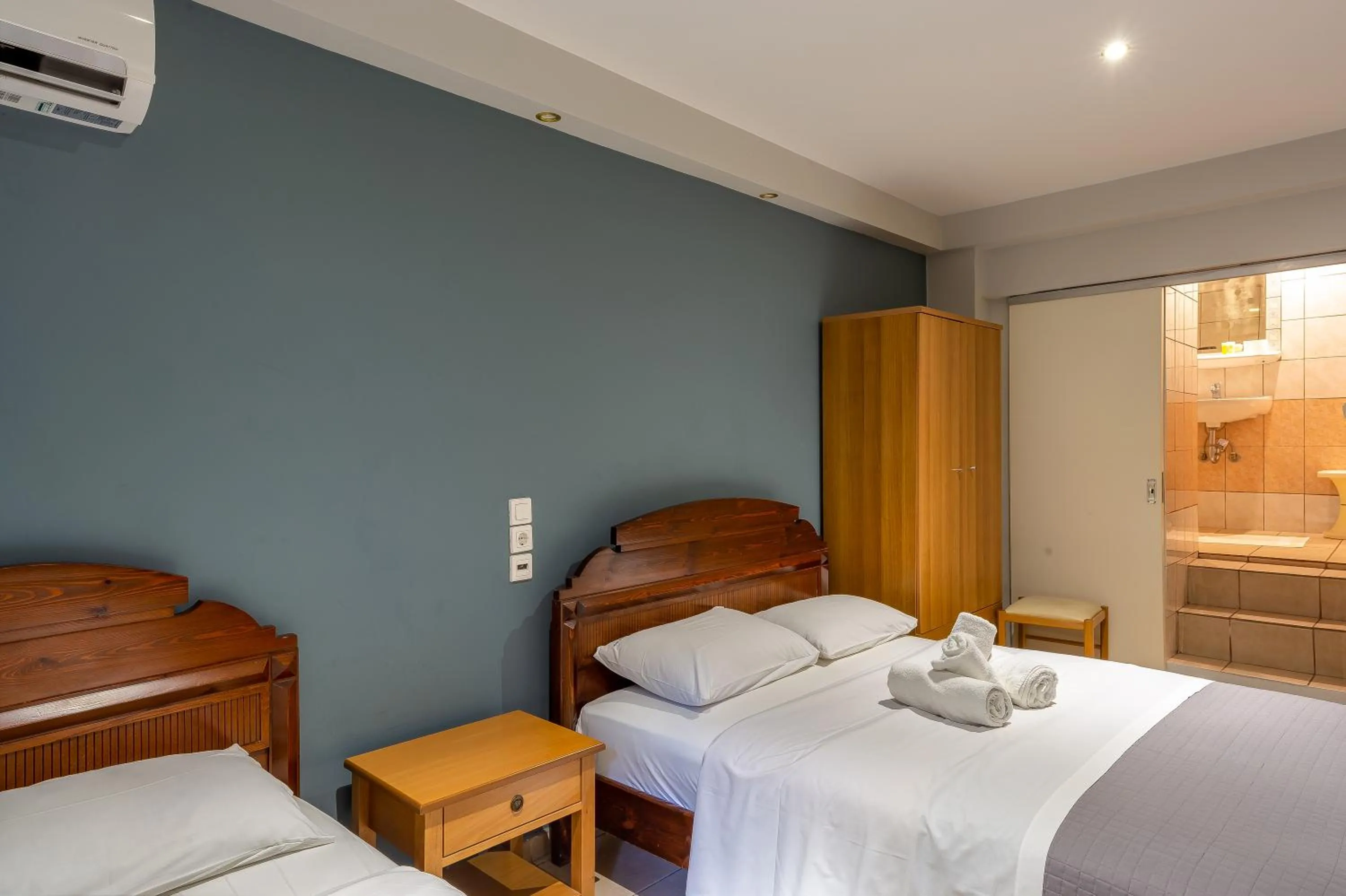 Bedroom, Bed in Hotel Byron