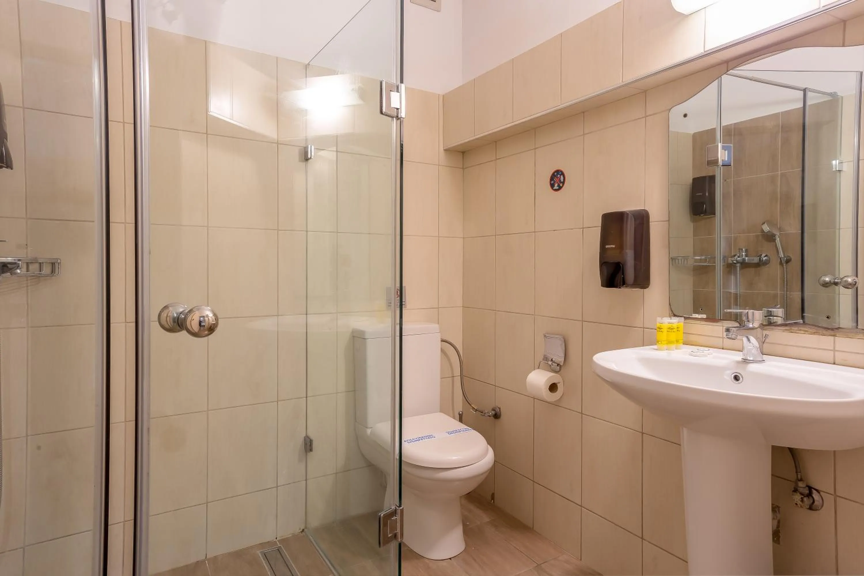 Bathroom in Hotel Byron