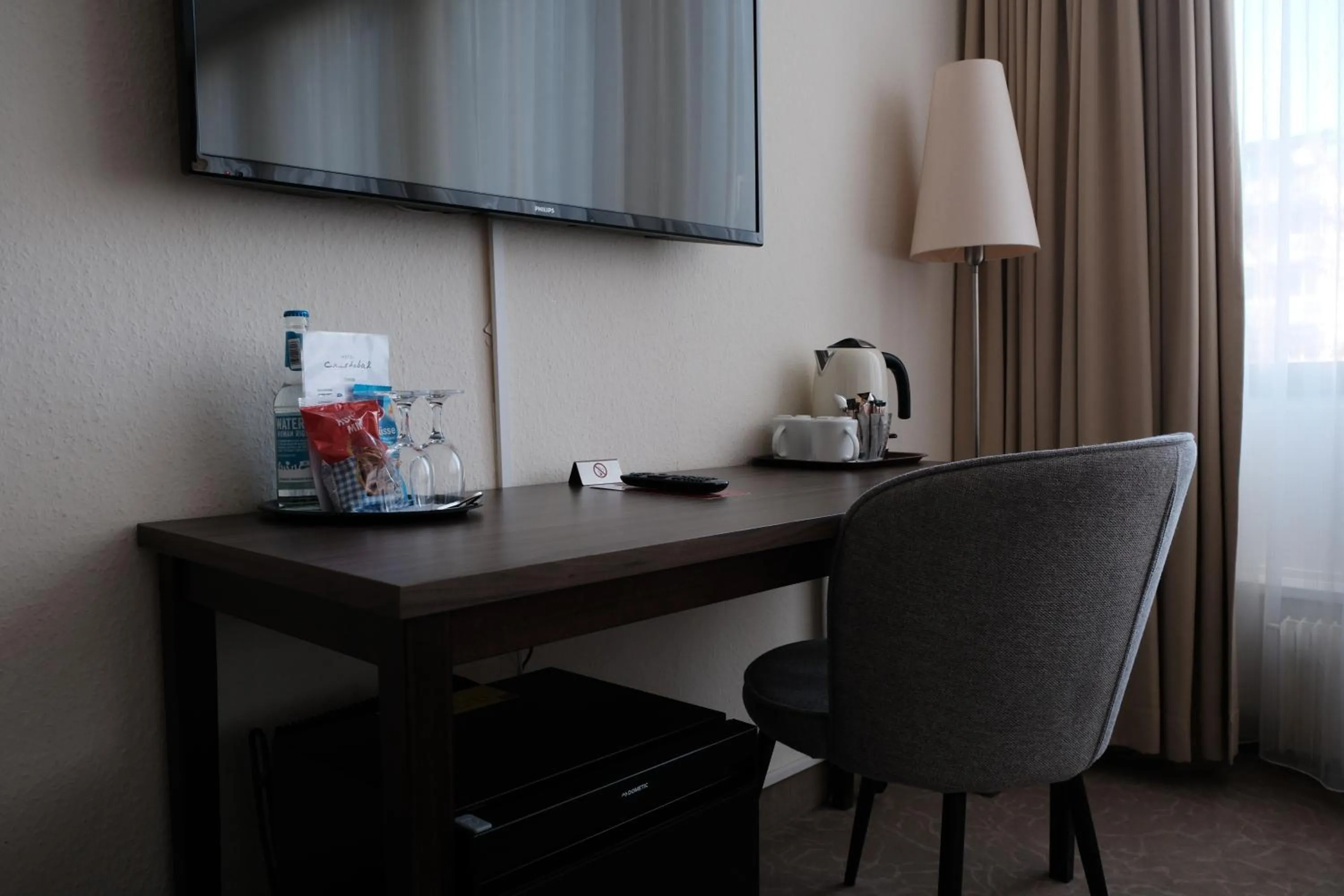 Photo of the whole room in Hotel Cristobal