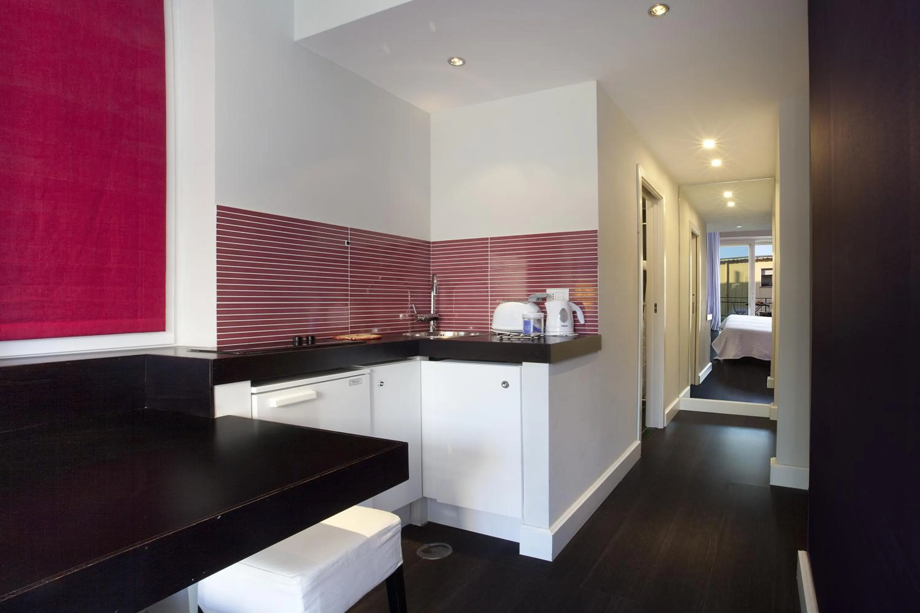 Kitchen or kitchenette in Sorrento Apartments