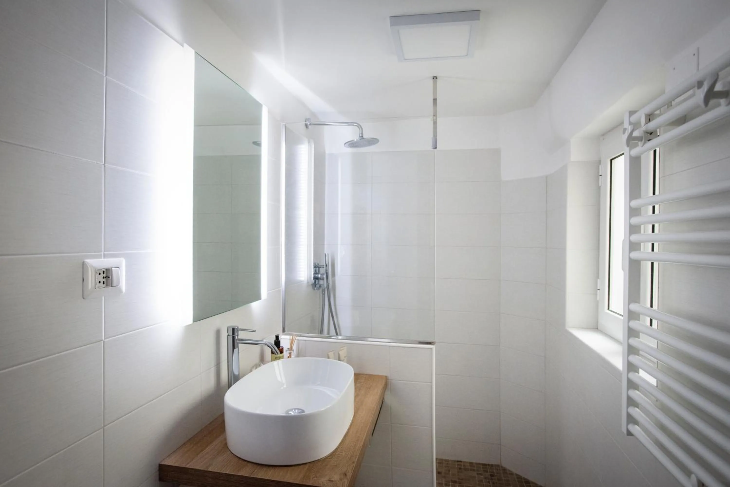 Shower in Argentina apartment Roof View