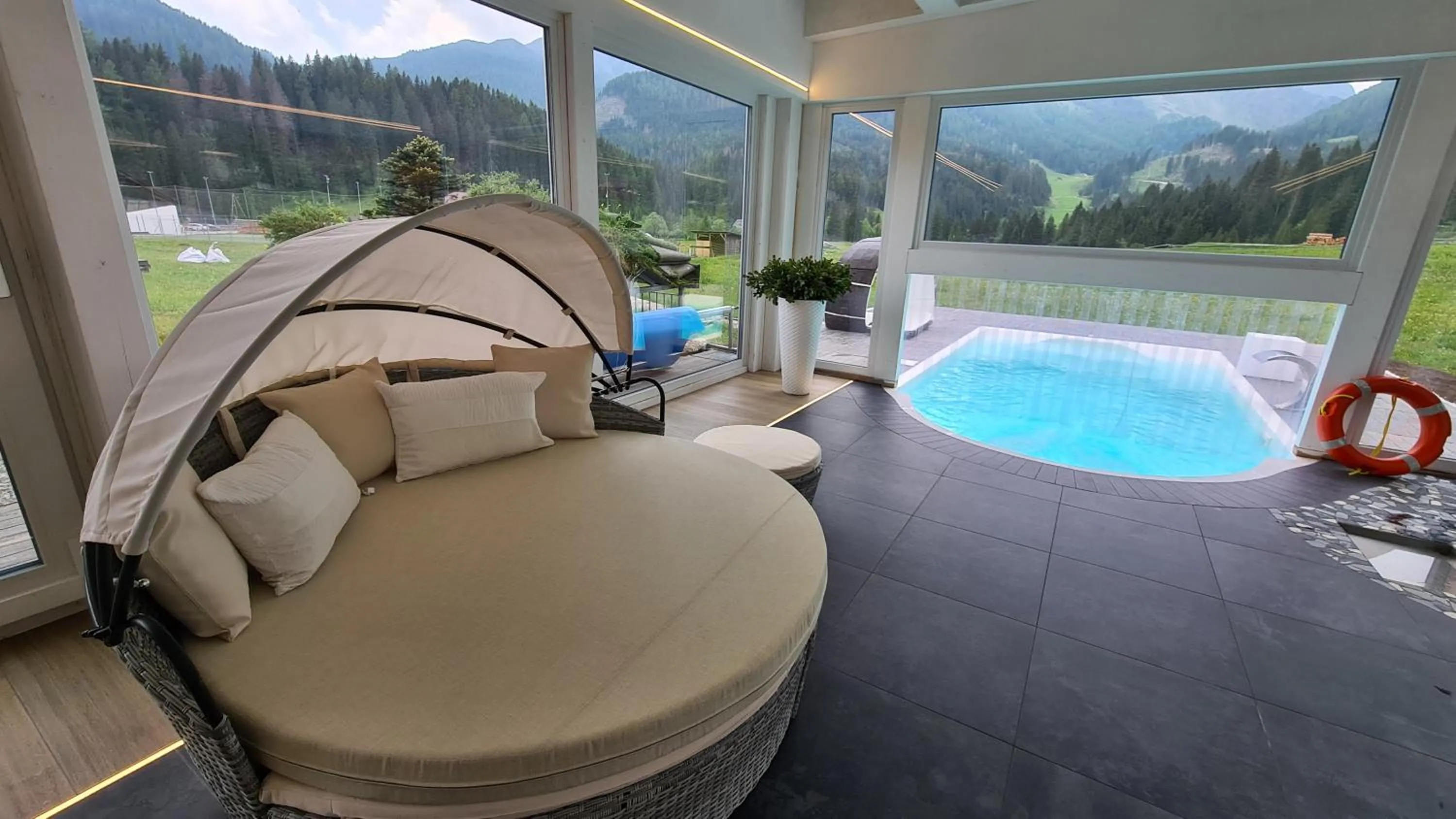 Natural landscape in Hotel Vienna