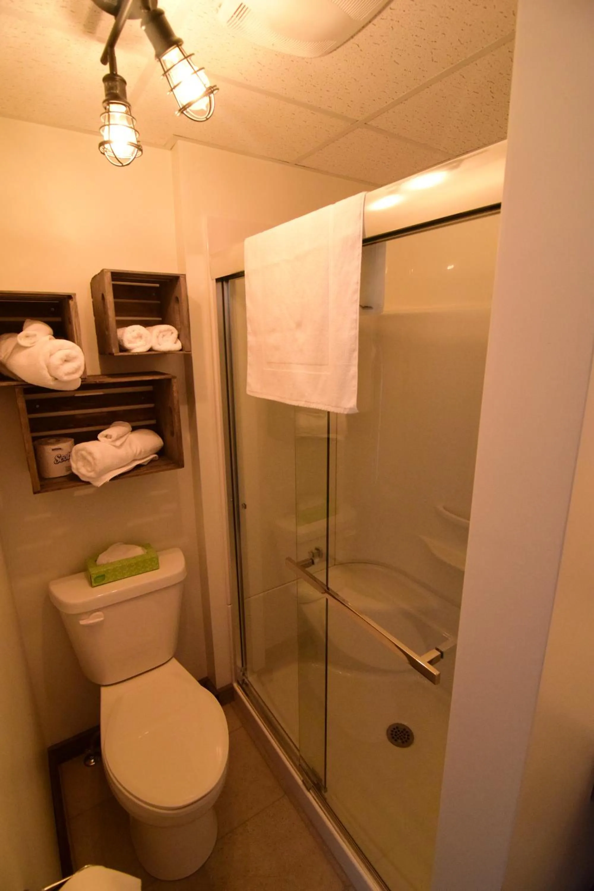 Shower in Mon Coin de Pays