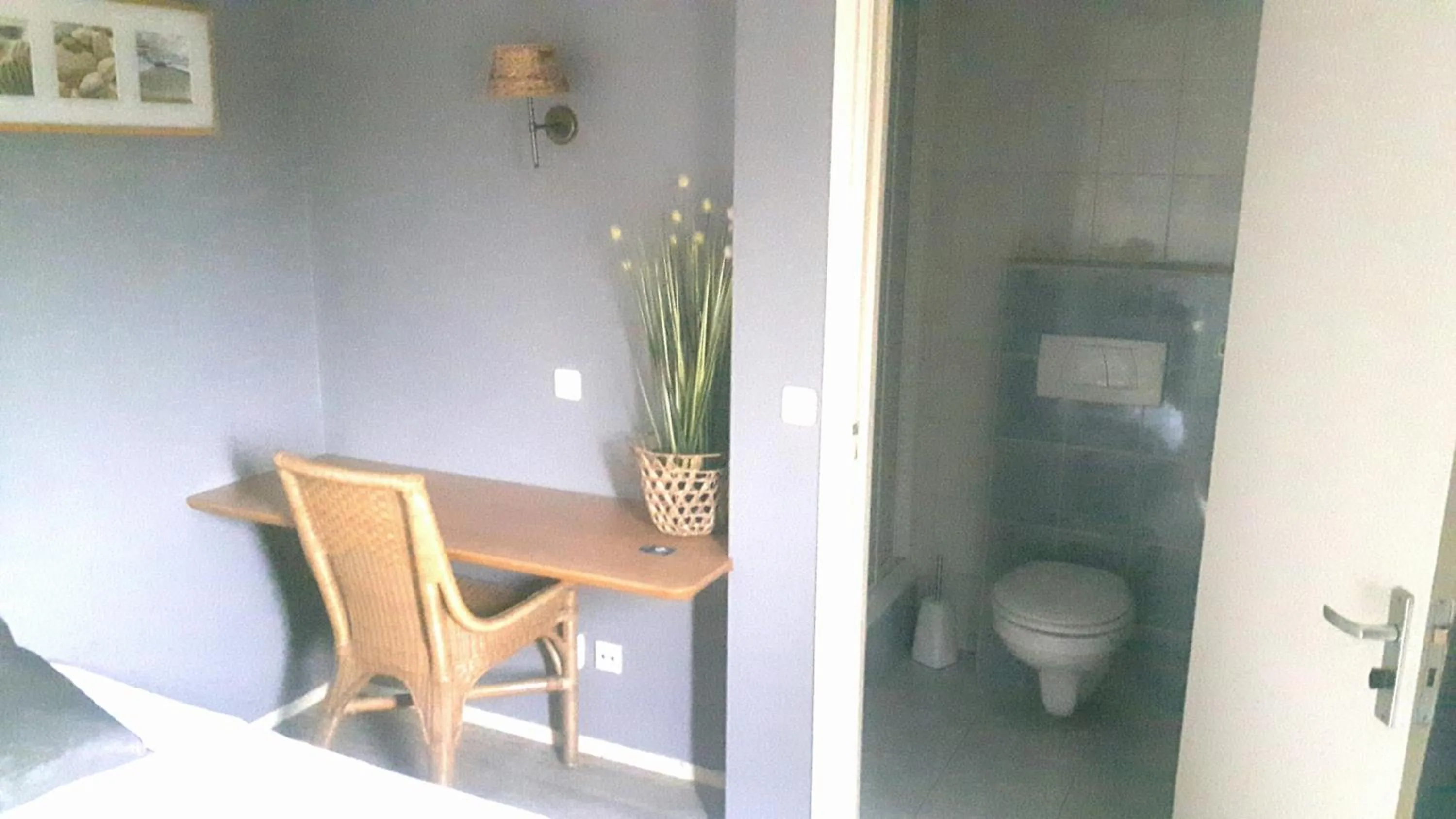 Photo of the whole room in Hotel Velsen