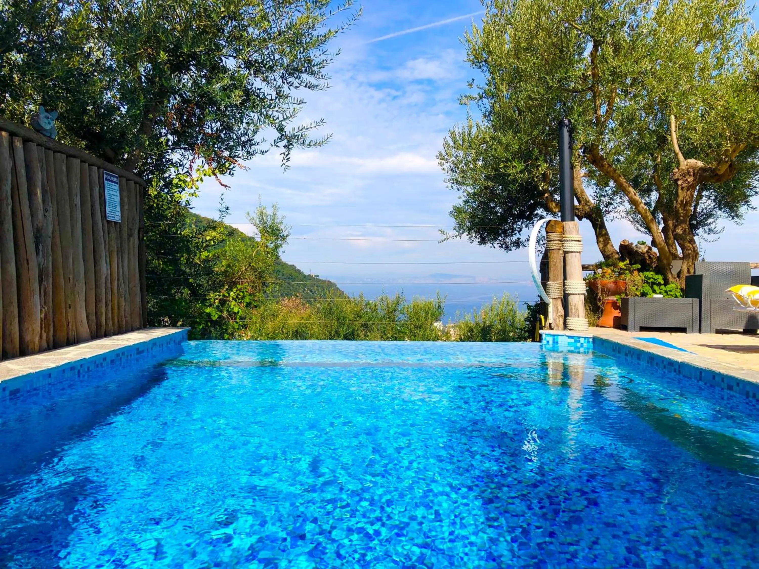 Pool view in Casa Mazzola