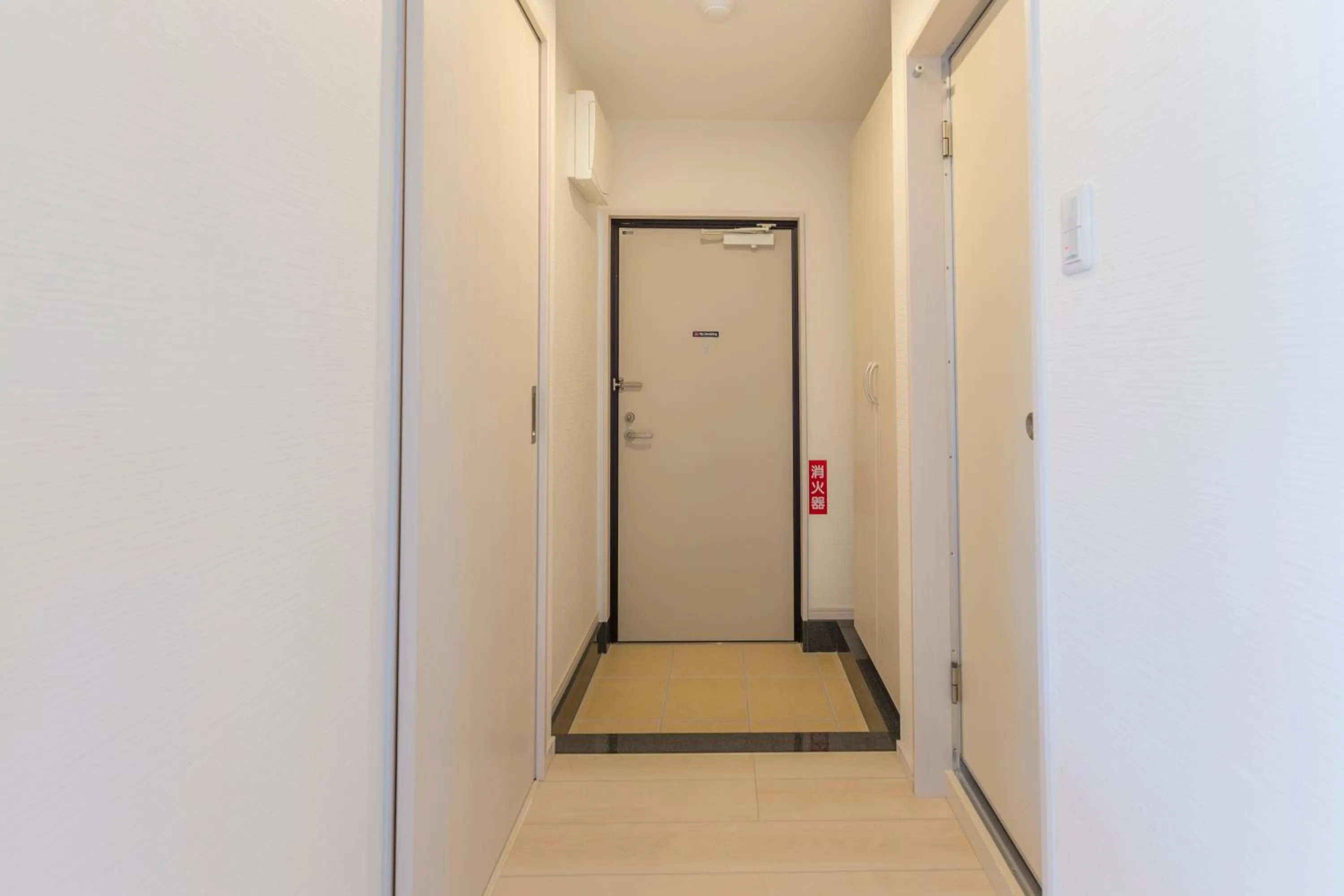 Photo of the whole room in Snow ball Condominium