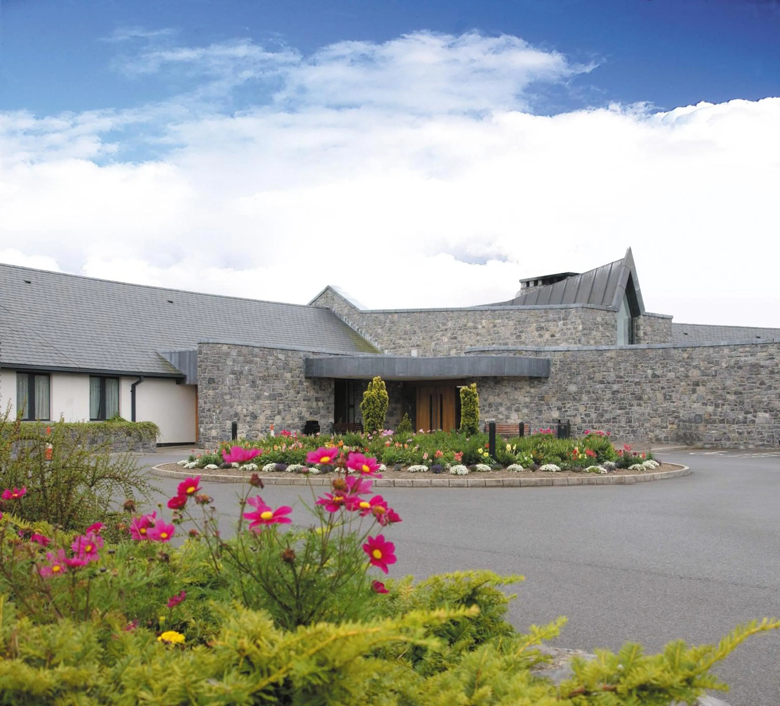 Facade/entrance in Knock House Hotel