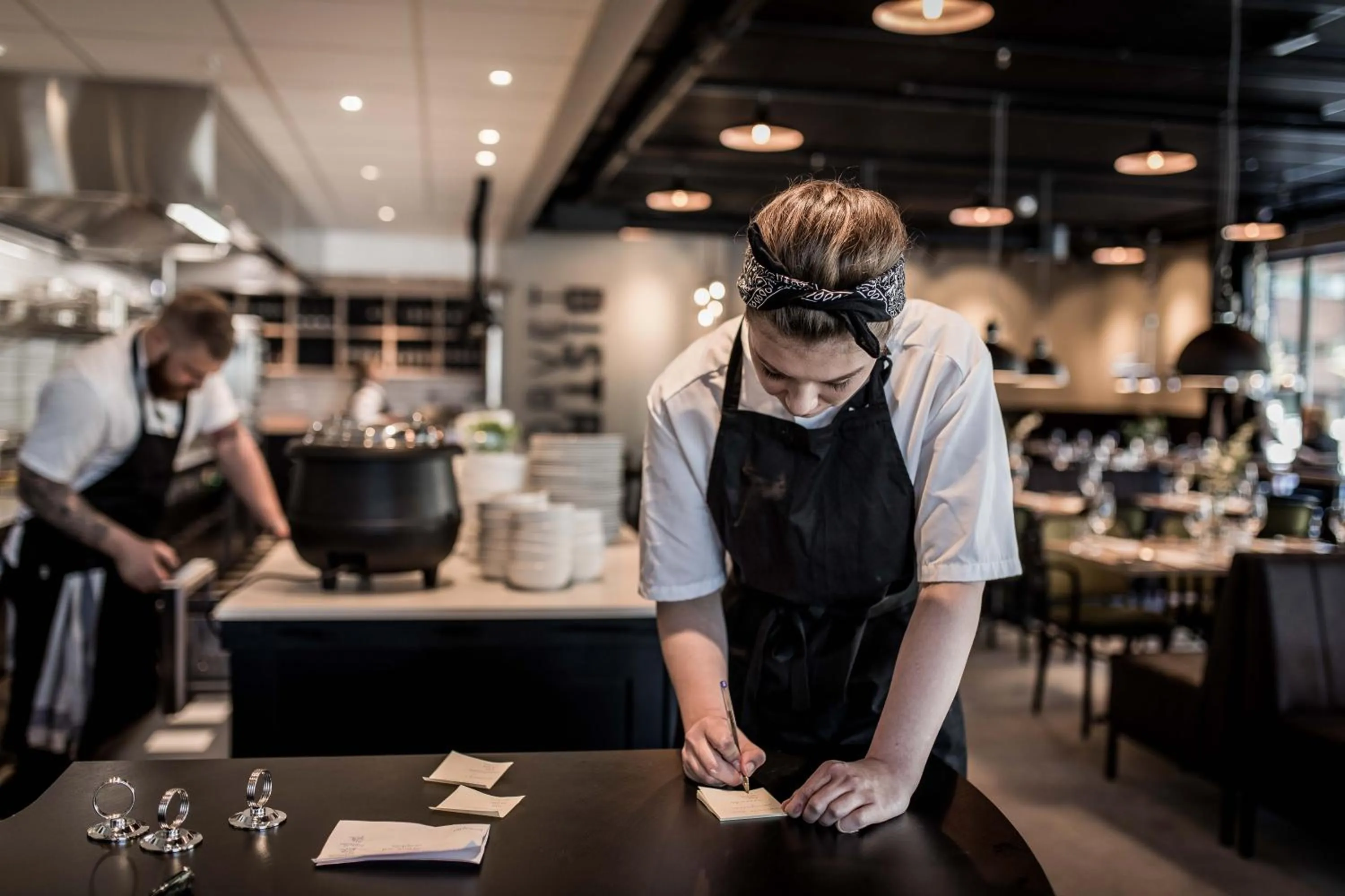 Restaurant/places to eat in Thon Hotel Parken