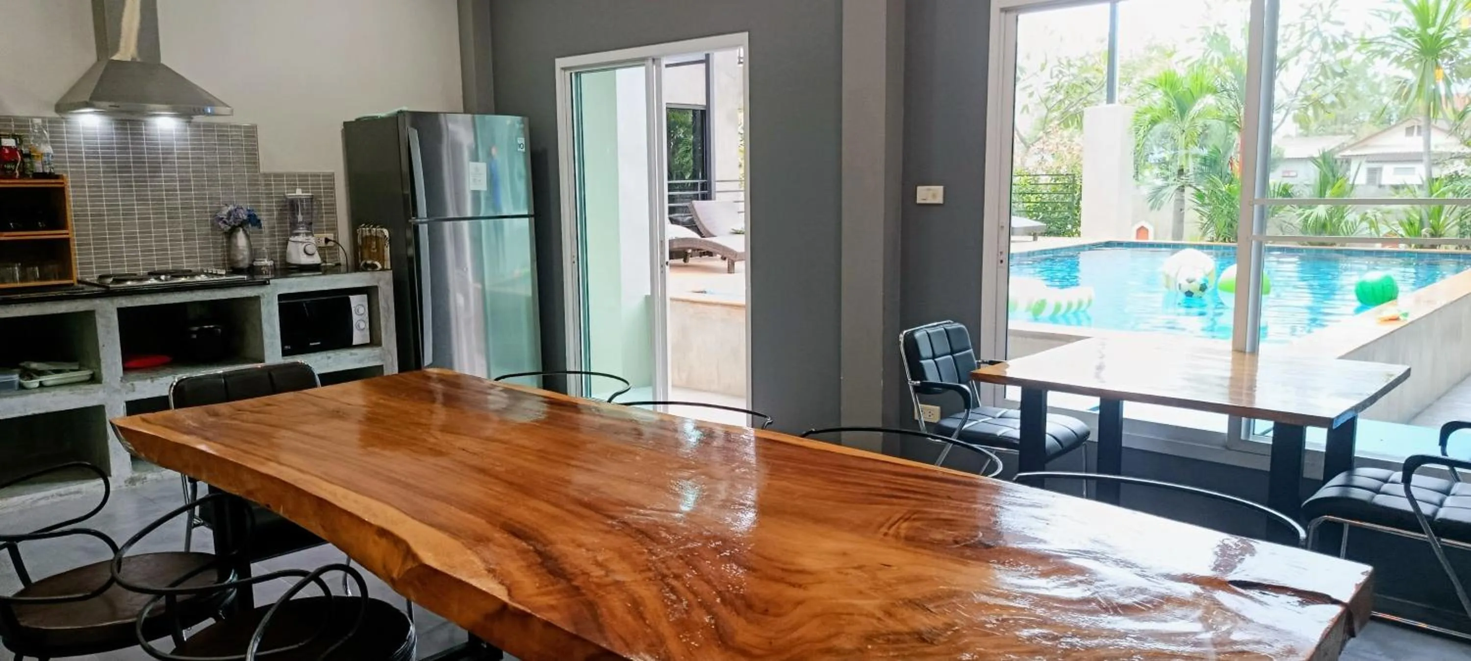 Villa Rajapruek Exclusive Entire Private 3 Villas rental near Airport