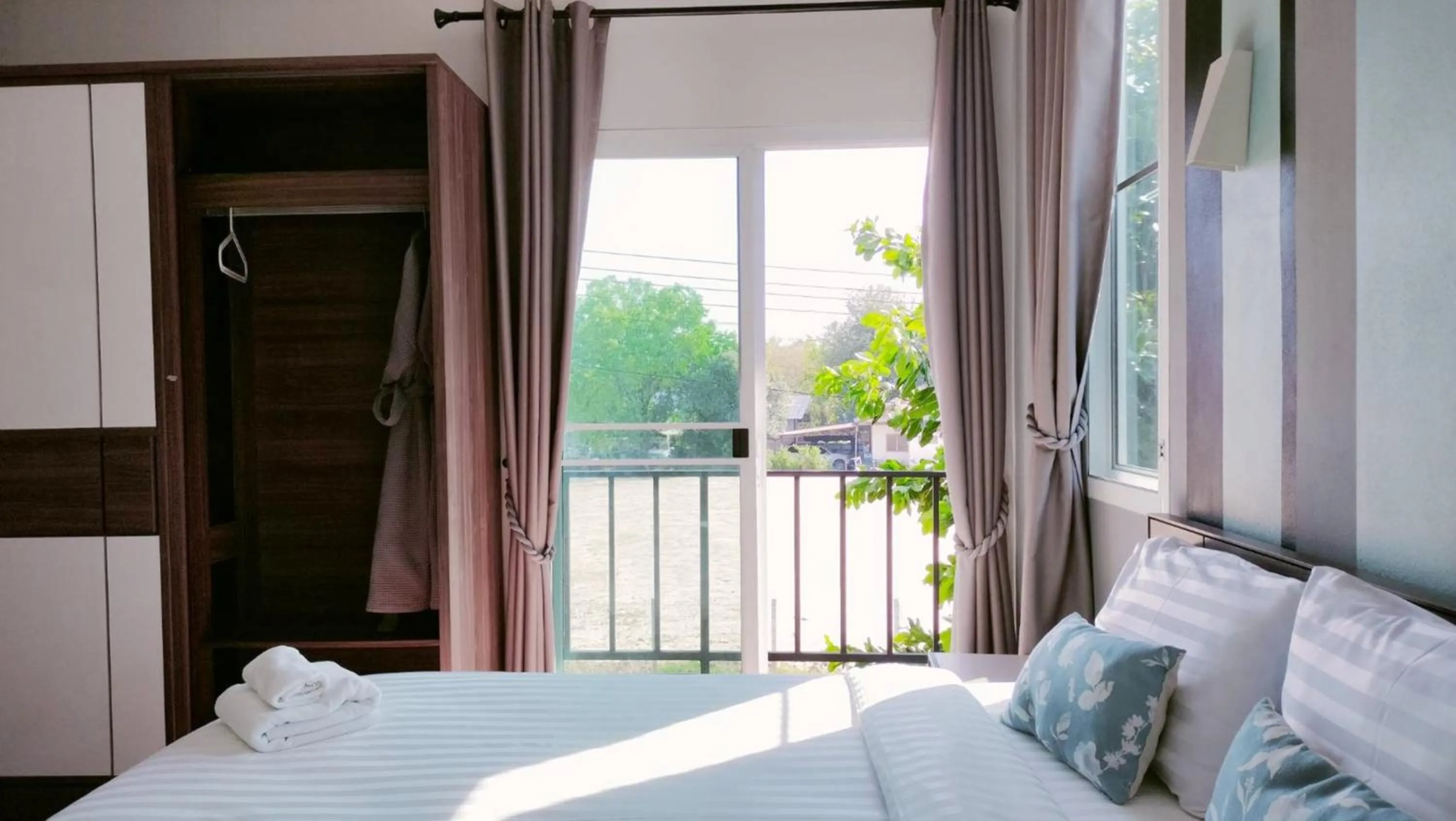 Bed in Villa Rajapruek Exclusive Entire Private 3 Villas rental near Airport