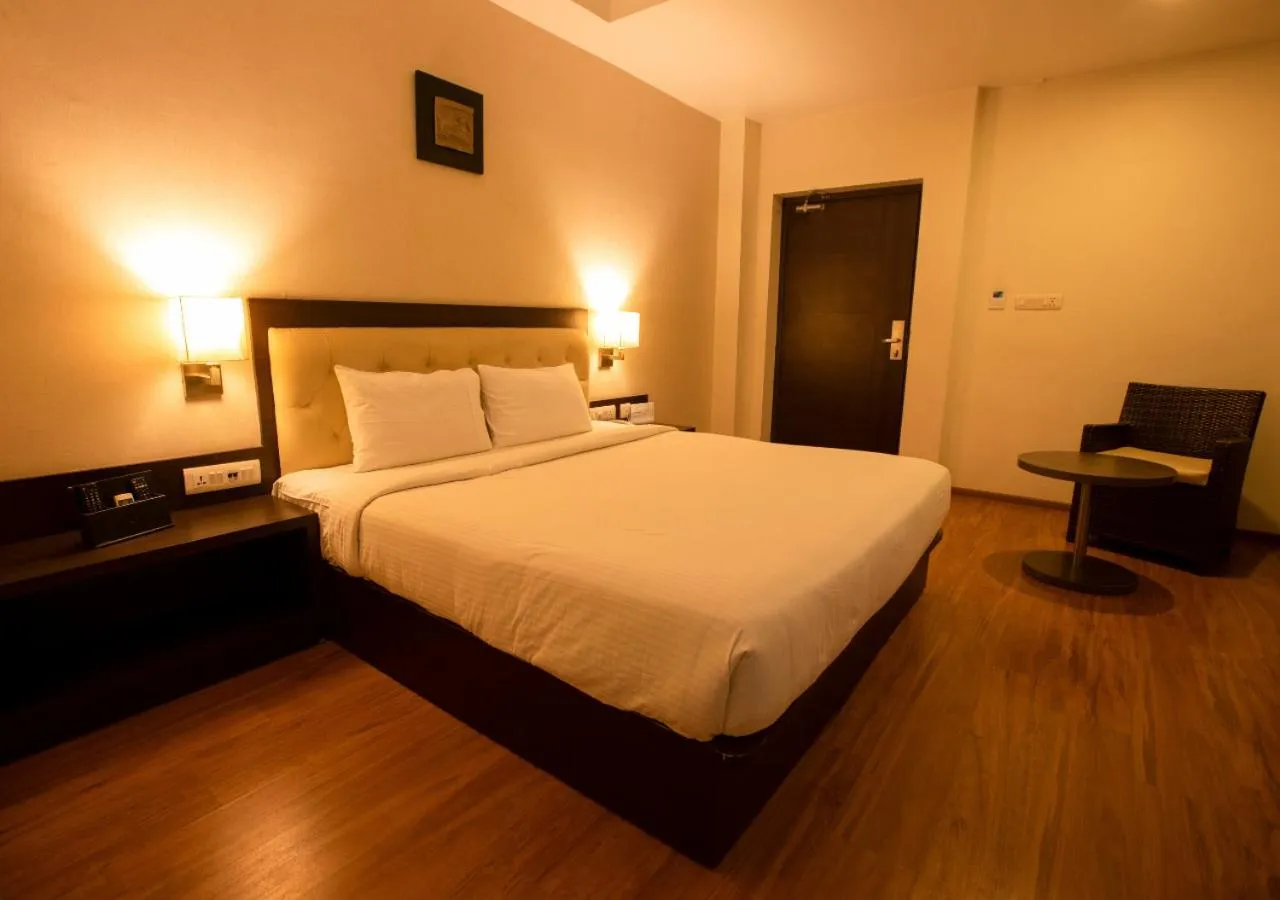 Bedroom, Bed in Grand Arcadia