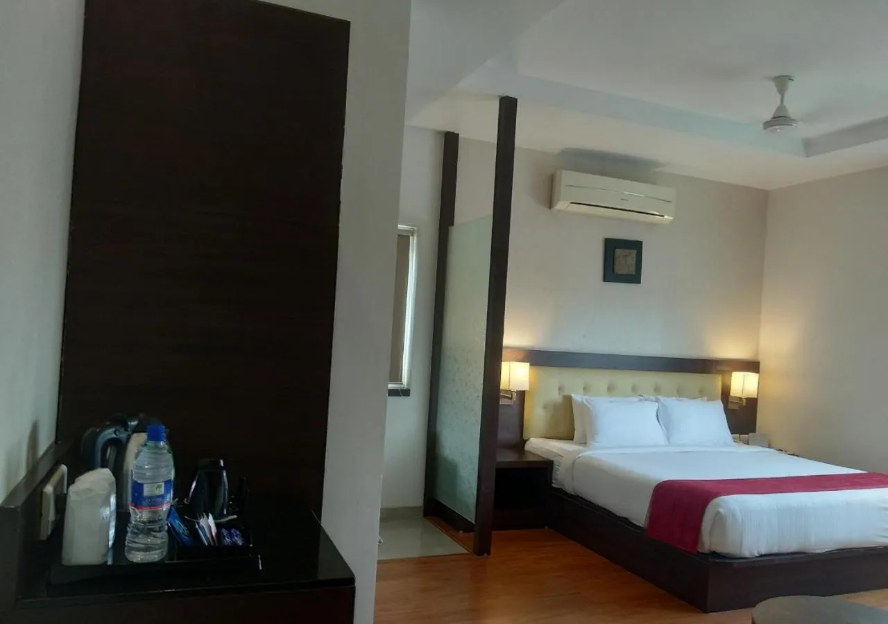 Coffee/tea facilities, Bed in Grand Arcadia