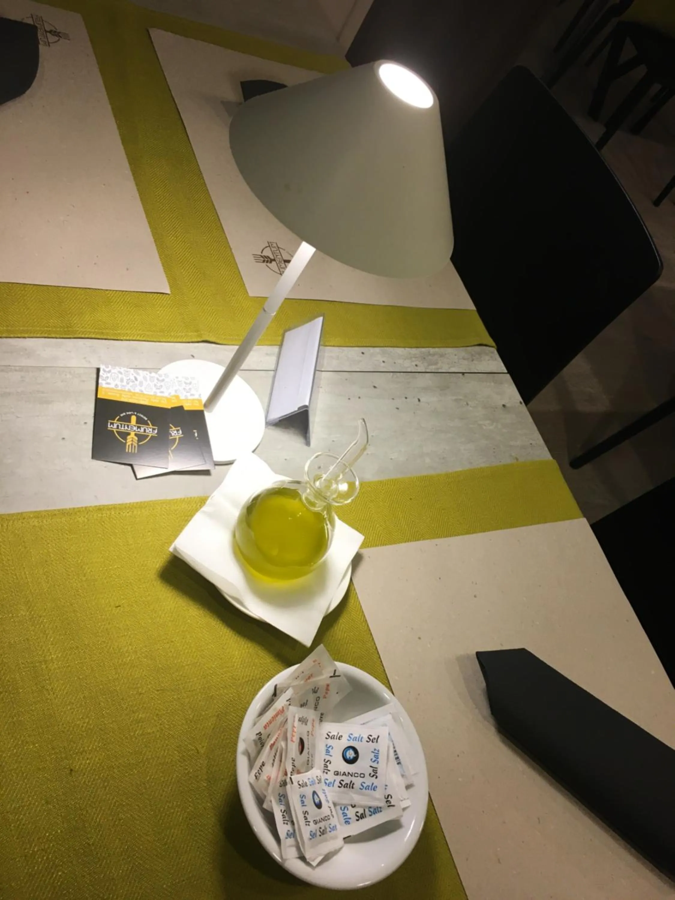 Restaurant/places to eat in Le Grazie Hotel