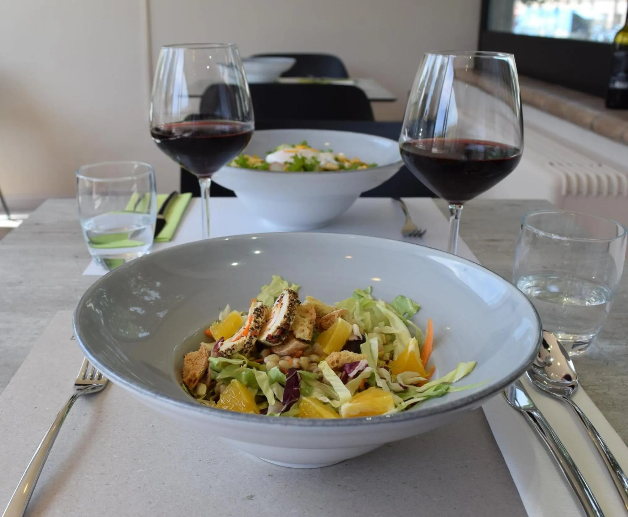 Restaurant/places to eat in Le Grazie Hotel