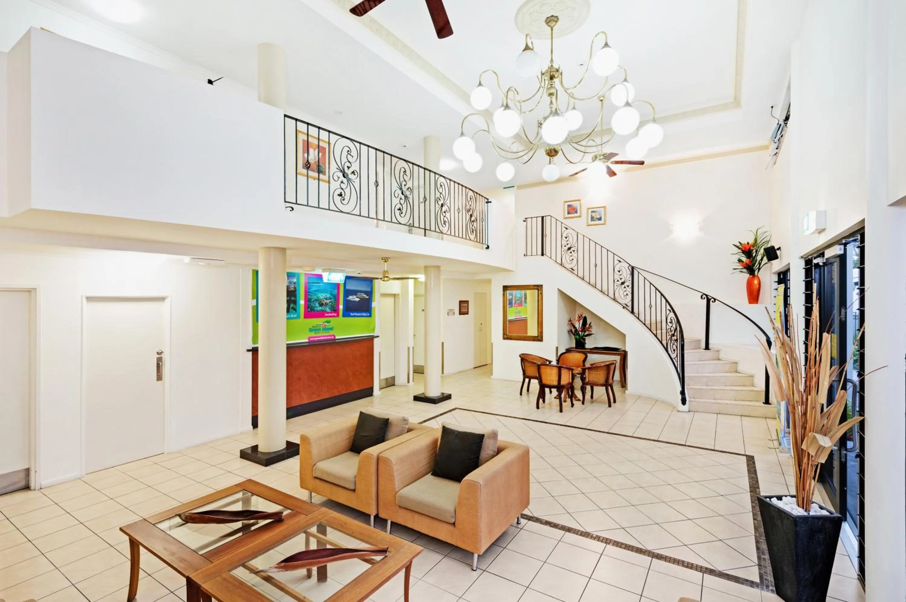 Lobby or reception in Cairns Queens Court