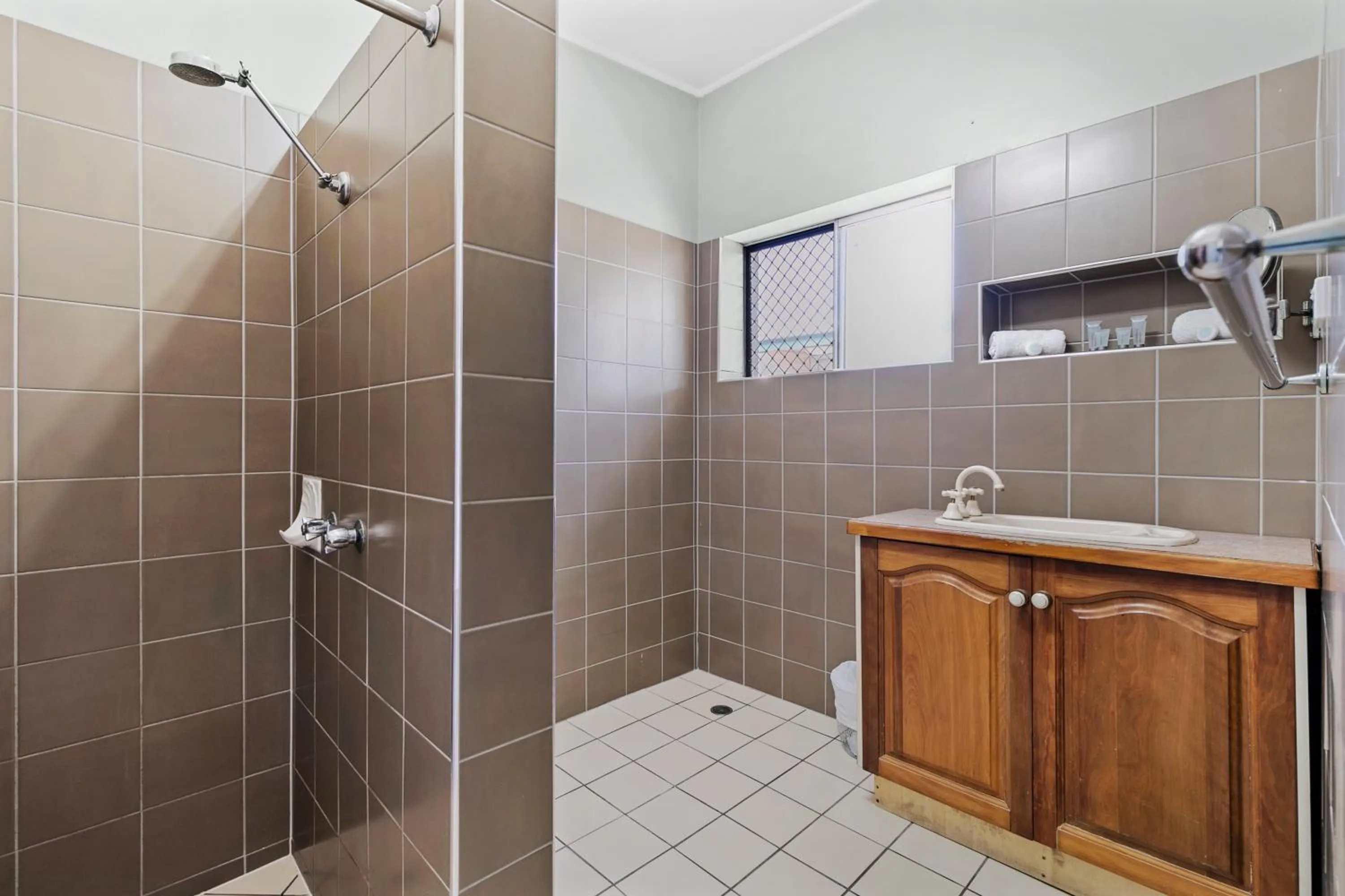 Bathroom in Hotel Tropiq