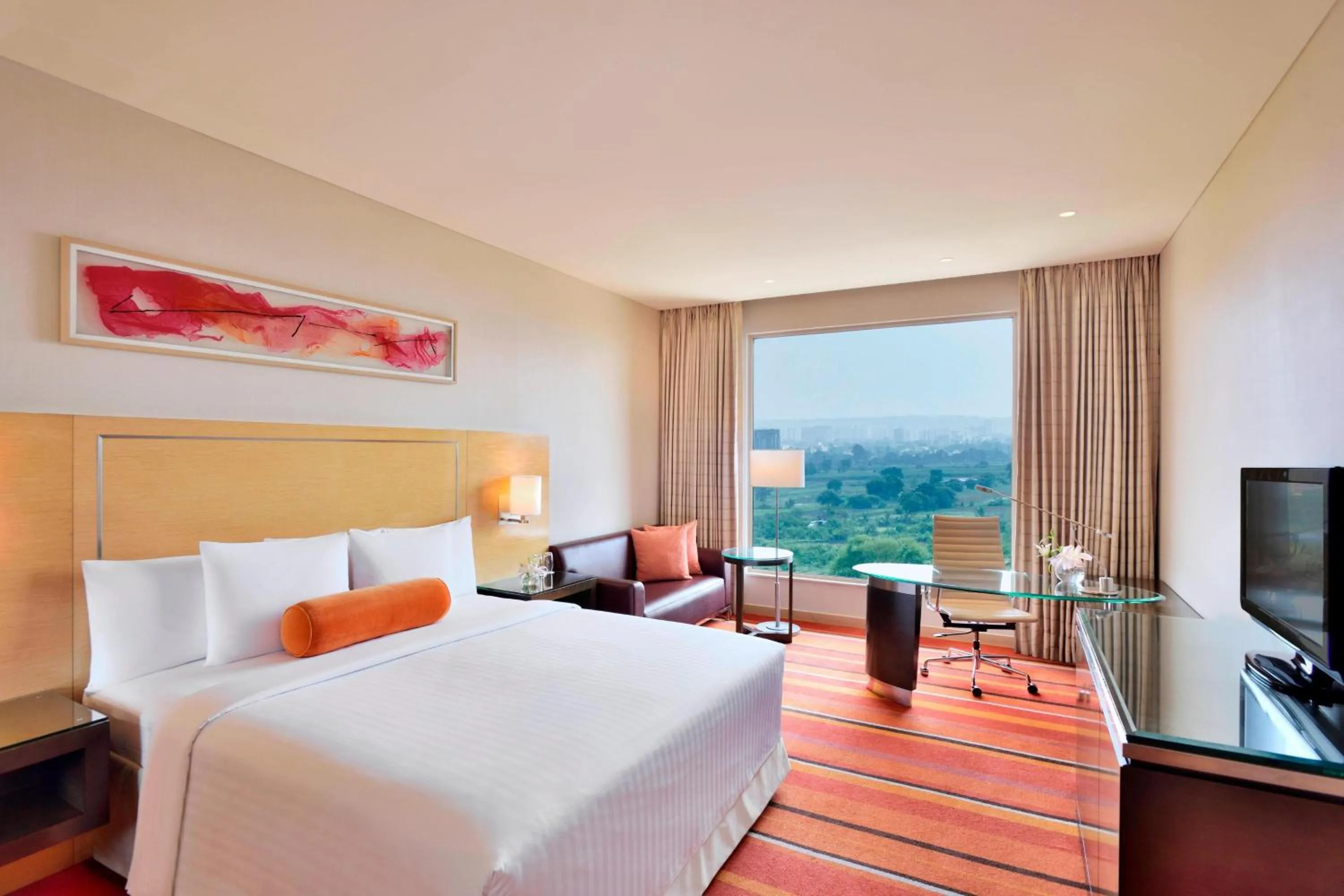 Photo of the whole room, Bed in Courtyard by Marriott Pune Hinjewadi