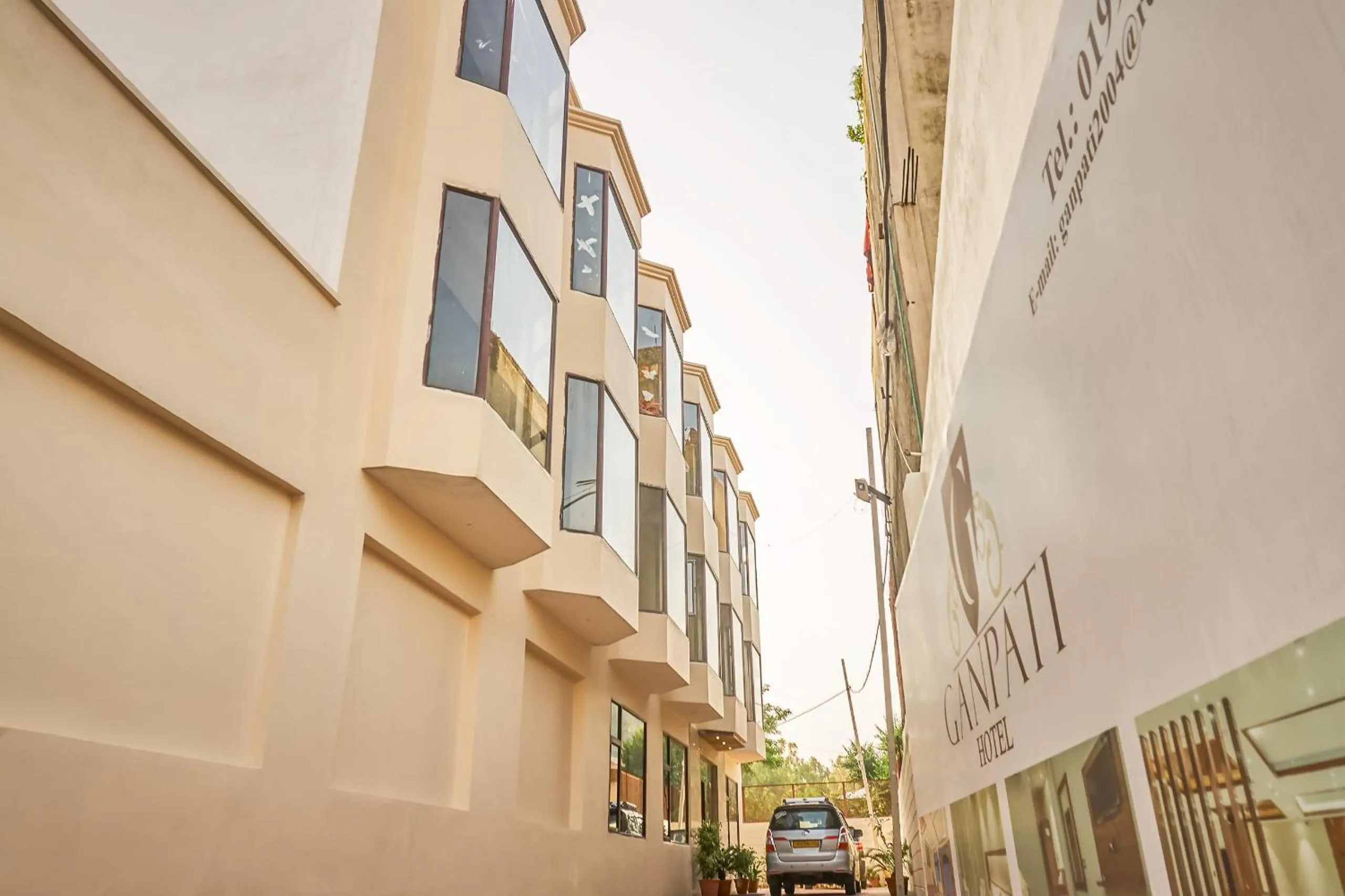 Lobby or reception in Ganpati Hotel Katra