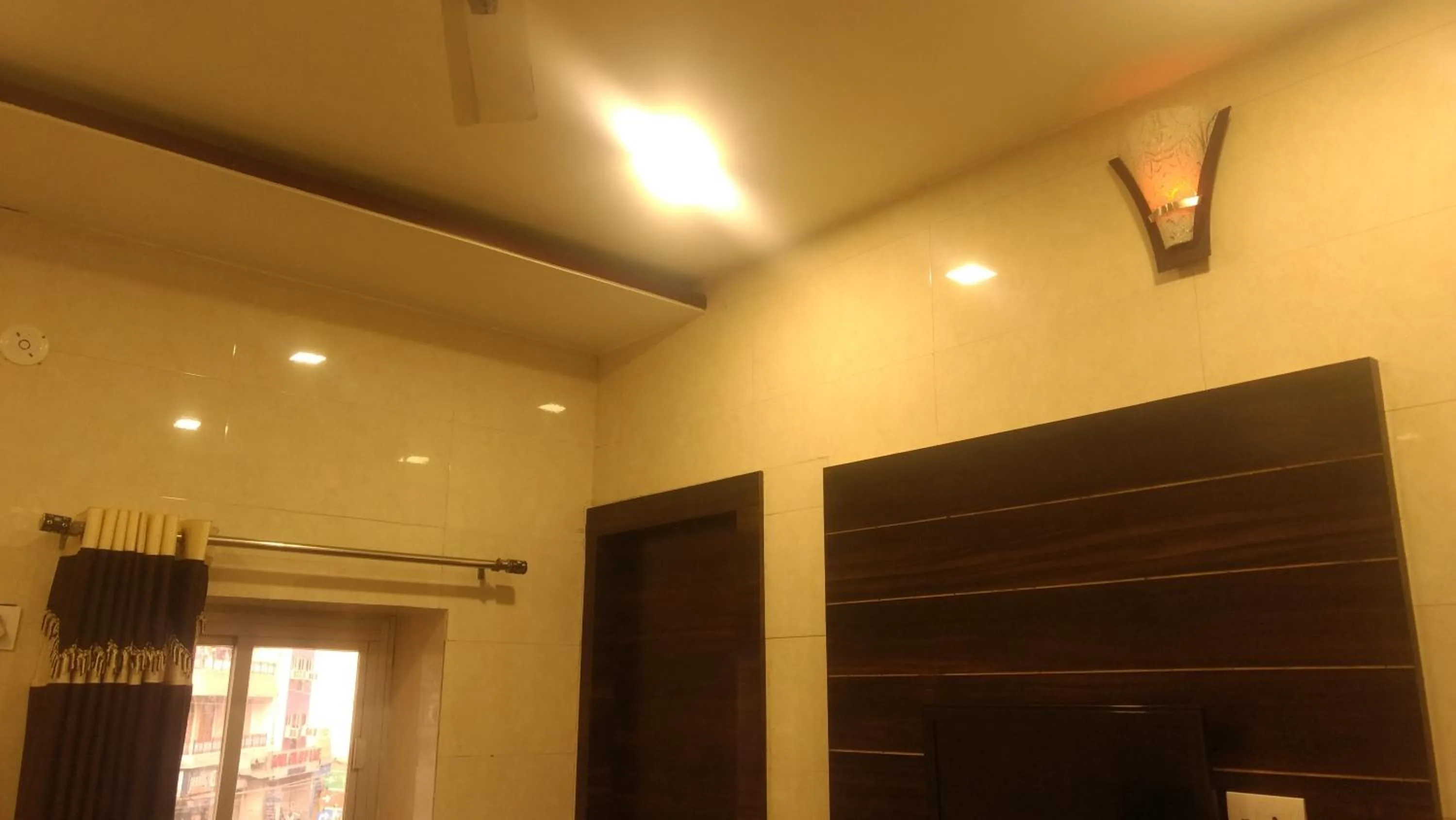Ashiyana Inn Hotel