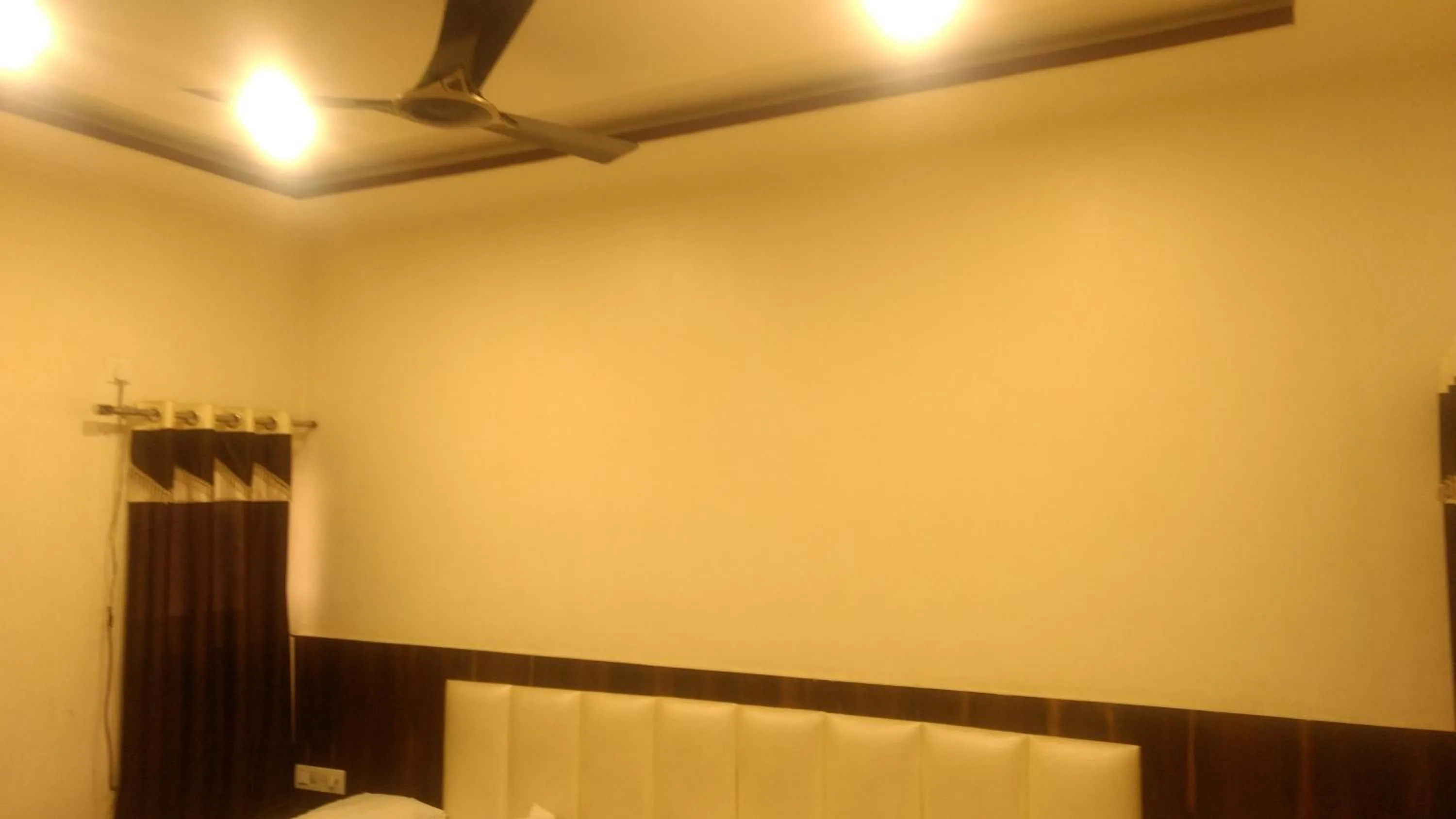 Ashiyana Inn Hotel