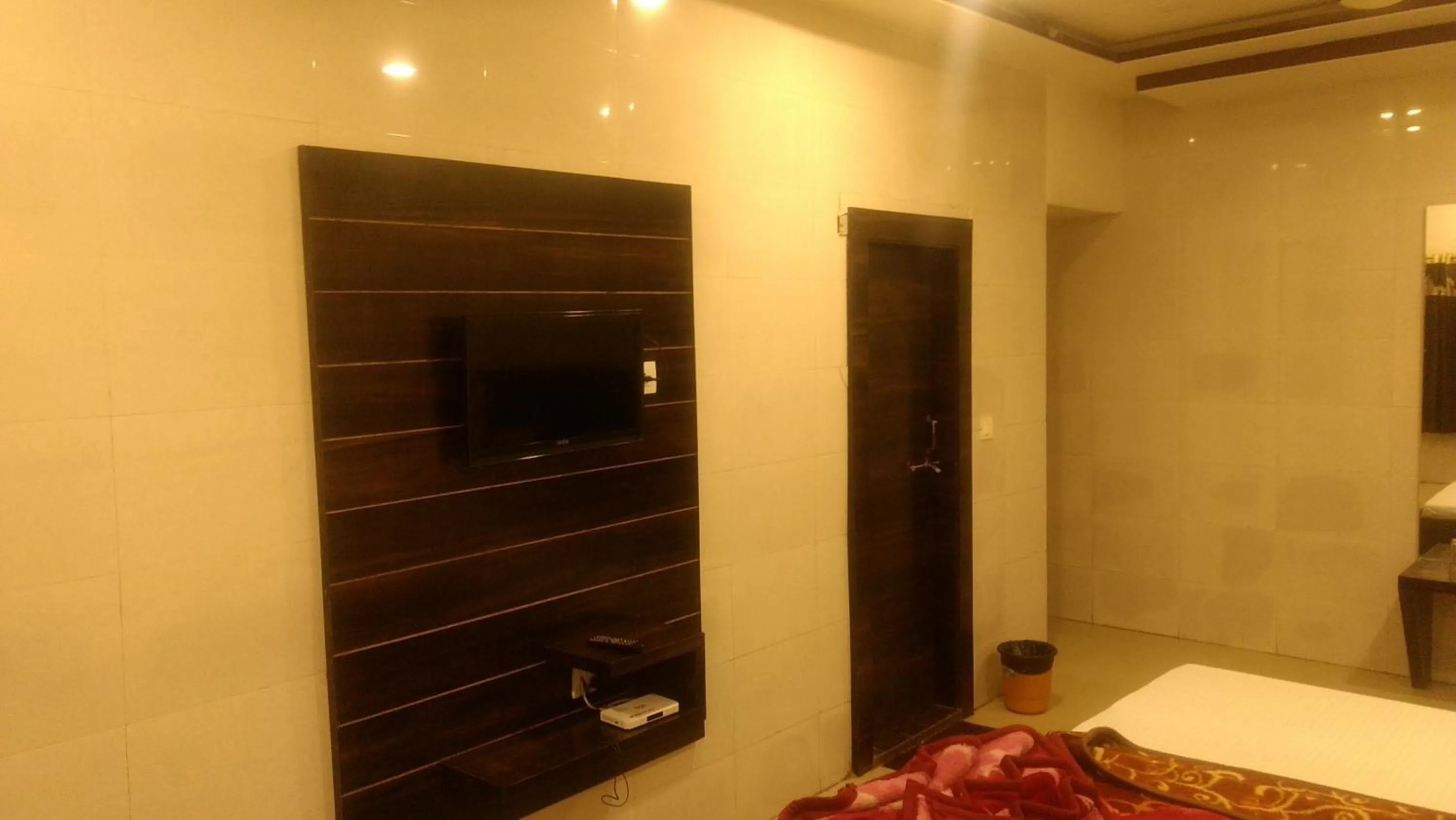 Bed in Ashiyana Inn Hotel