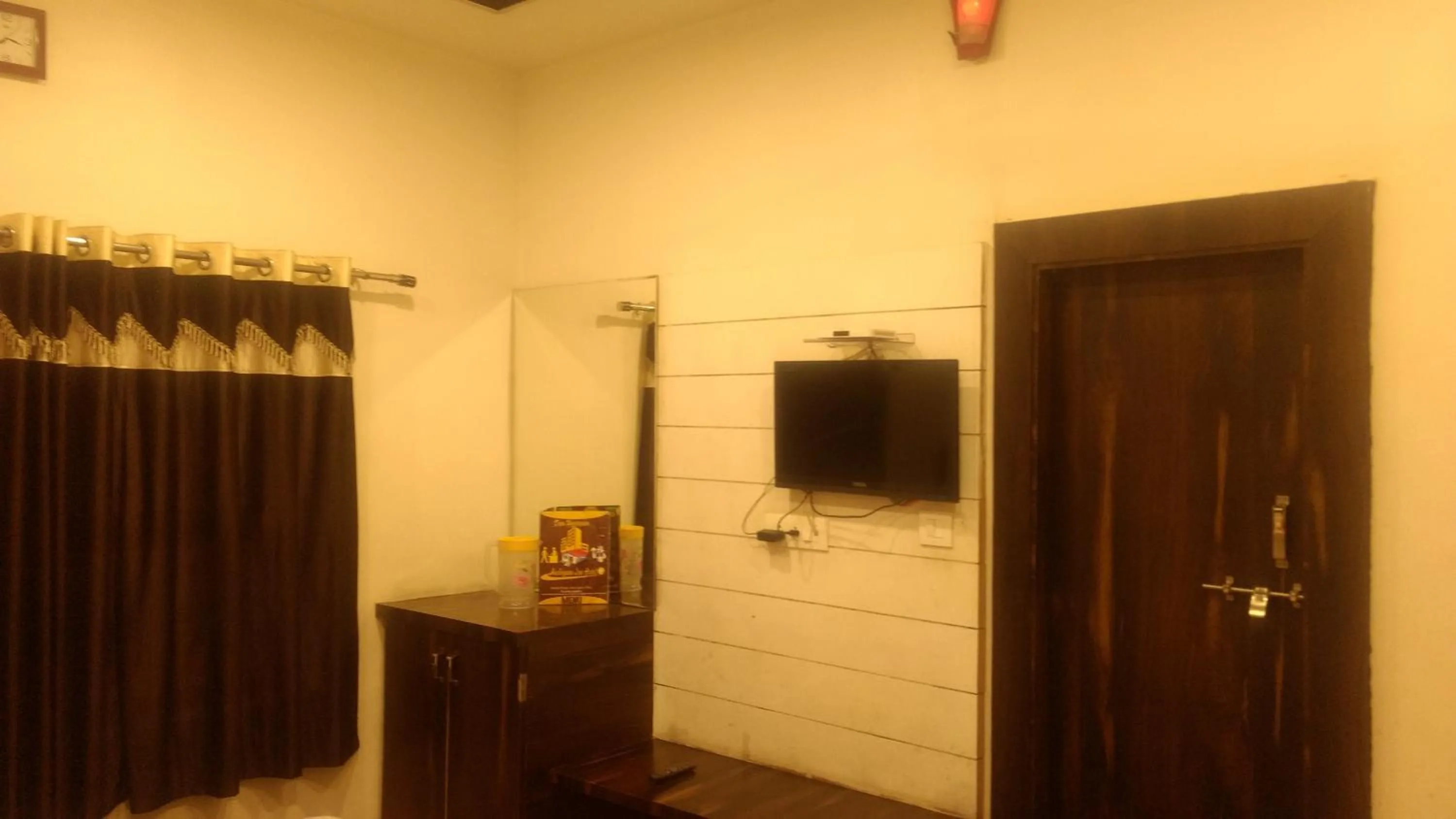Ashiyana Inn Hotel