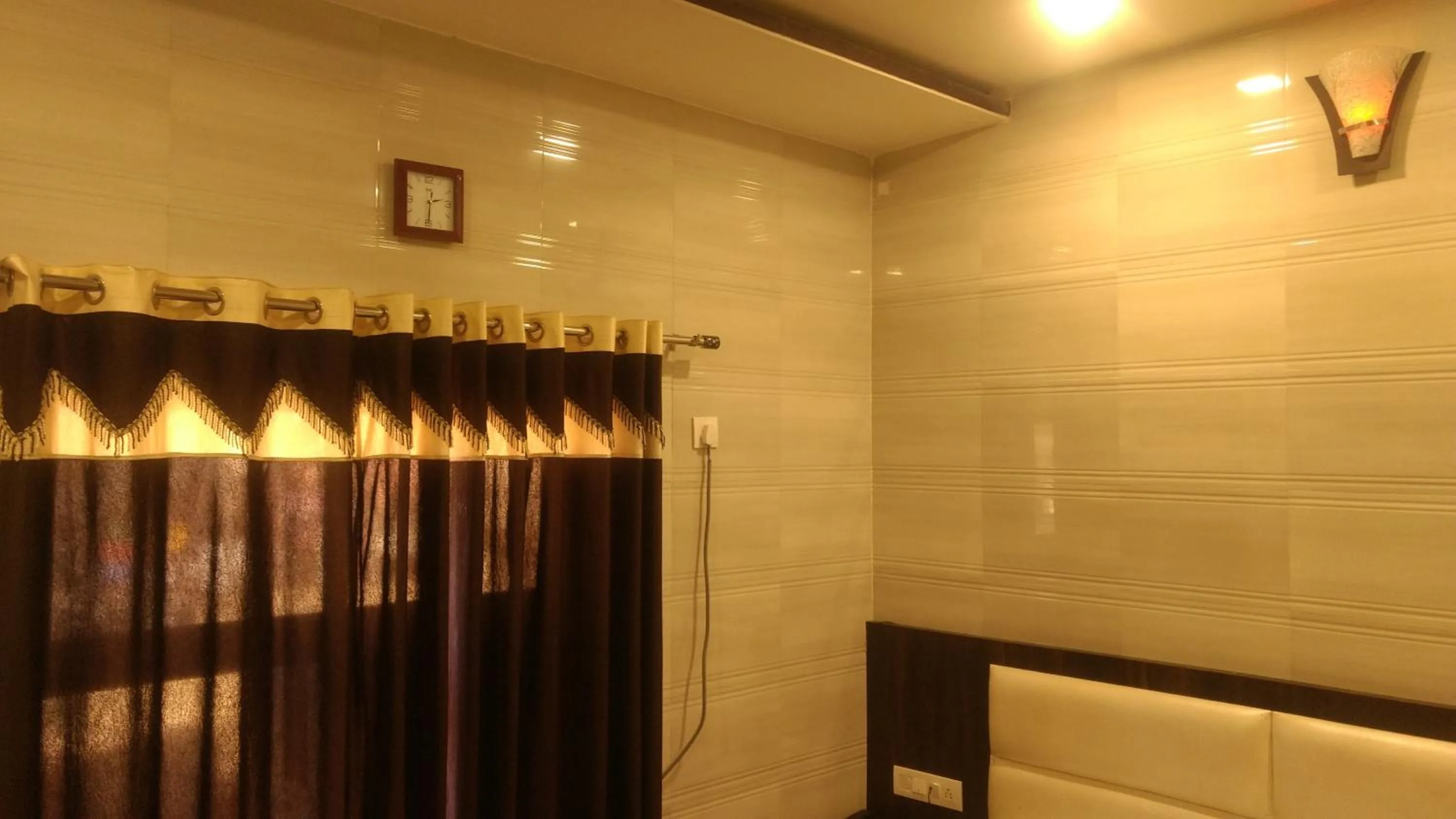 Ashiyana Inn Hotel