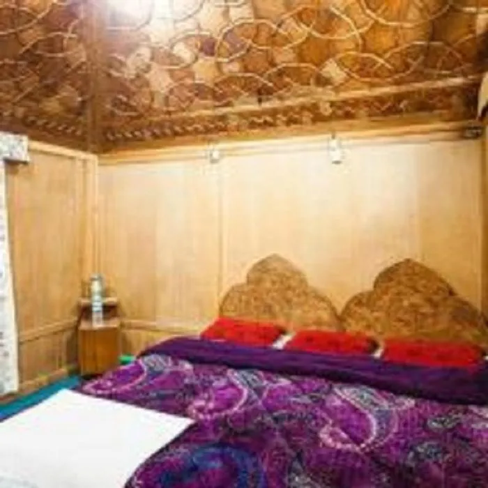Photo of the whole room, Bed in S Group Of Houseboat