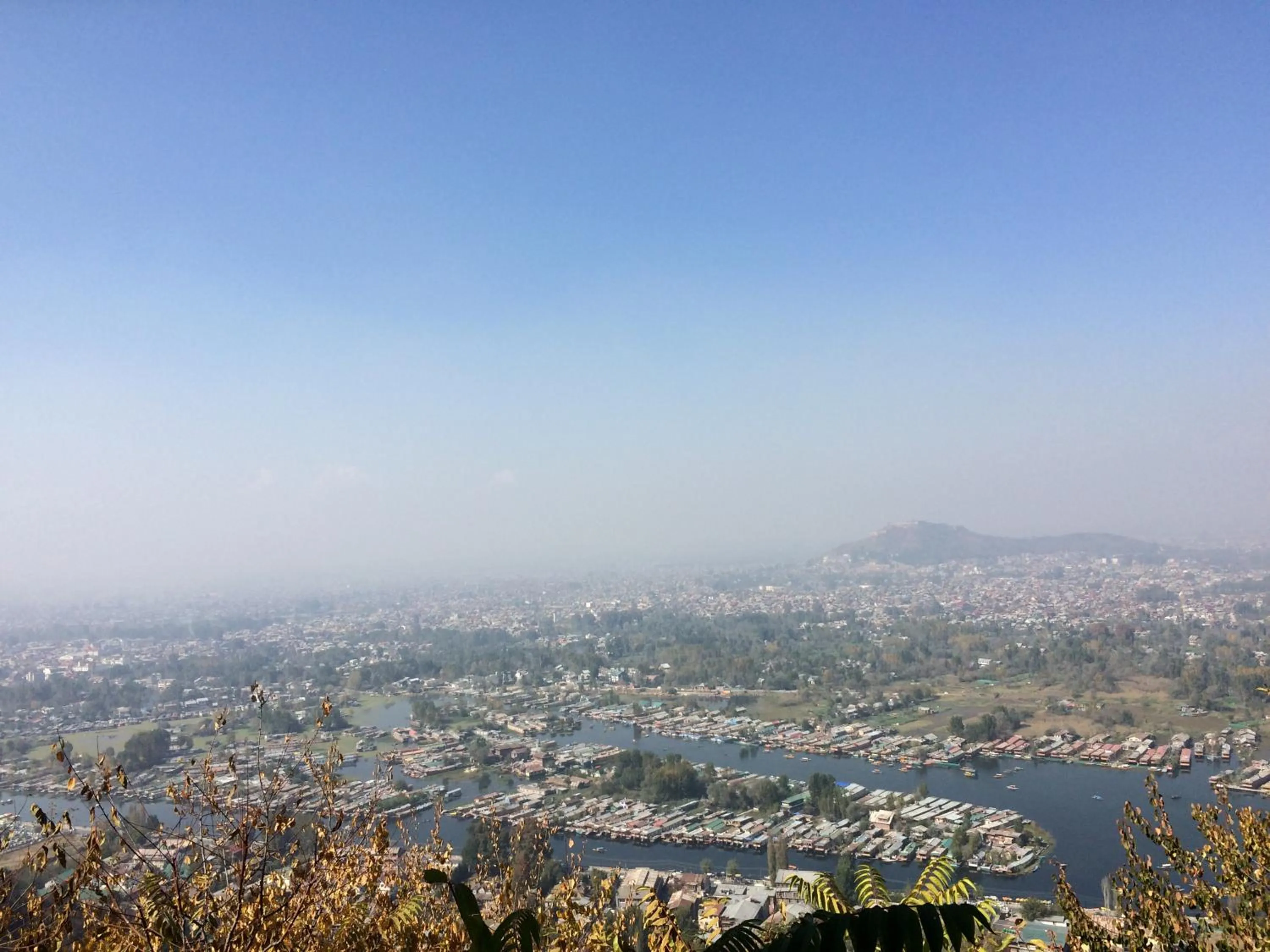 Mountain view in S Group Of Houseboat