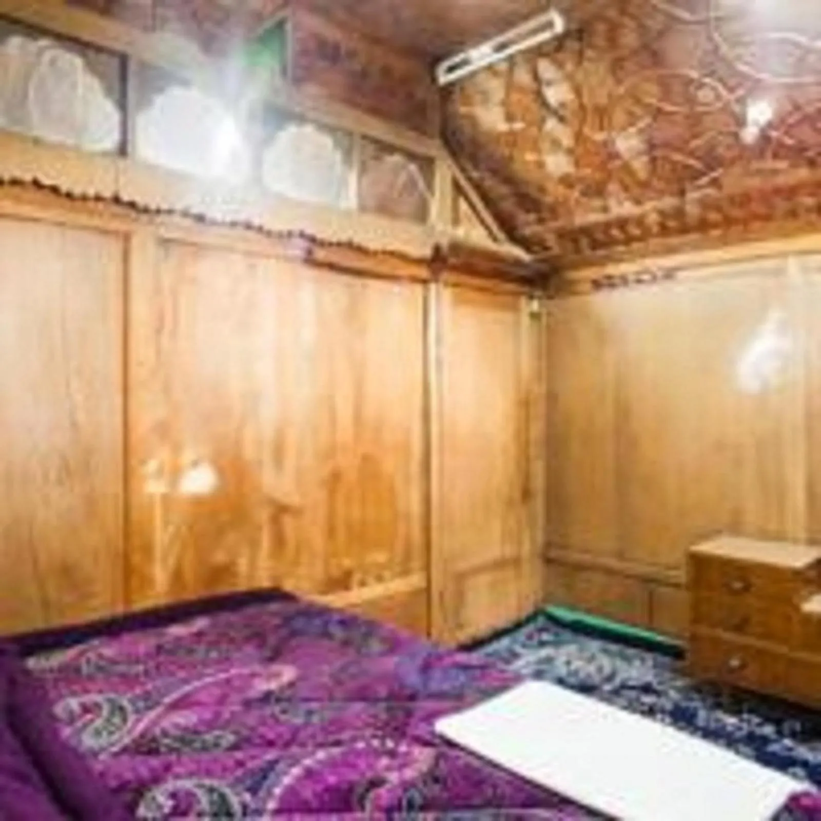 Bedroom, Bed in S Group Of Houseboat