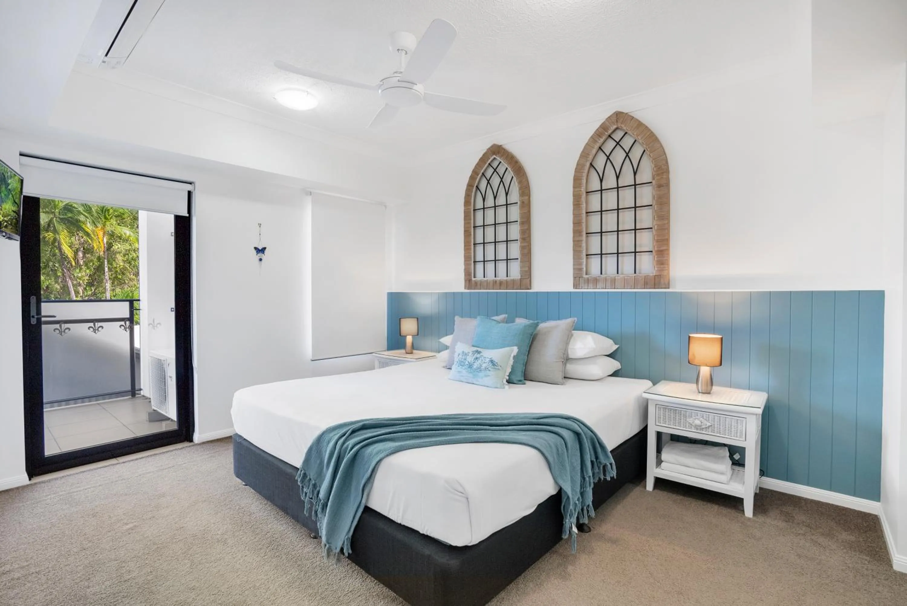 Bedroom, Bed in Elysium Apartments