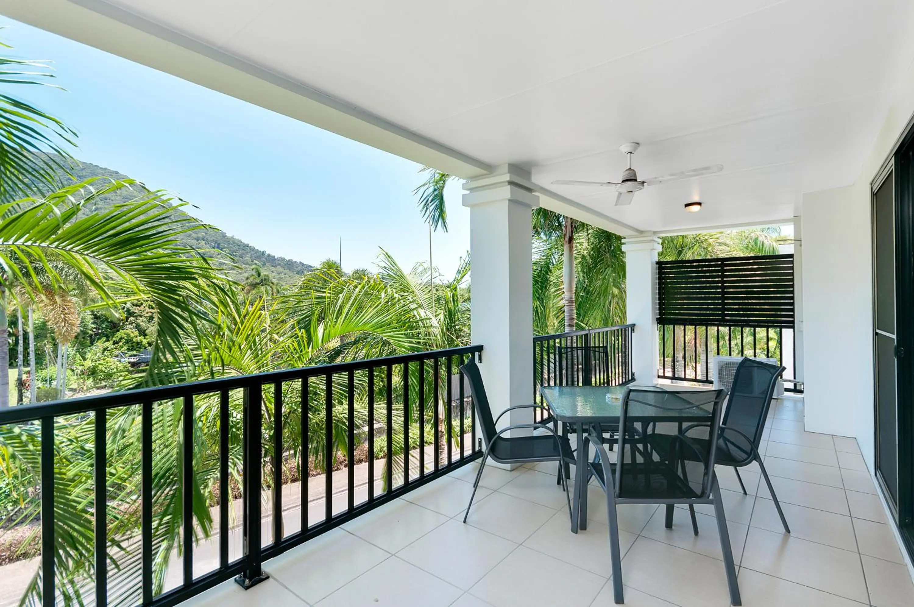 Balcony/Terrace in Elysium Apartments