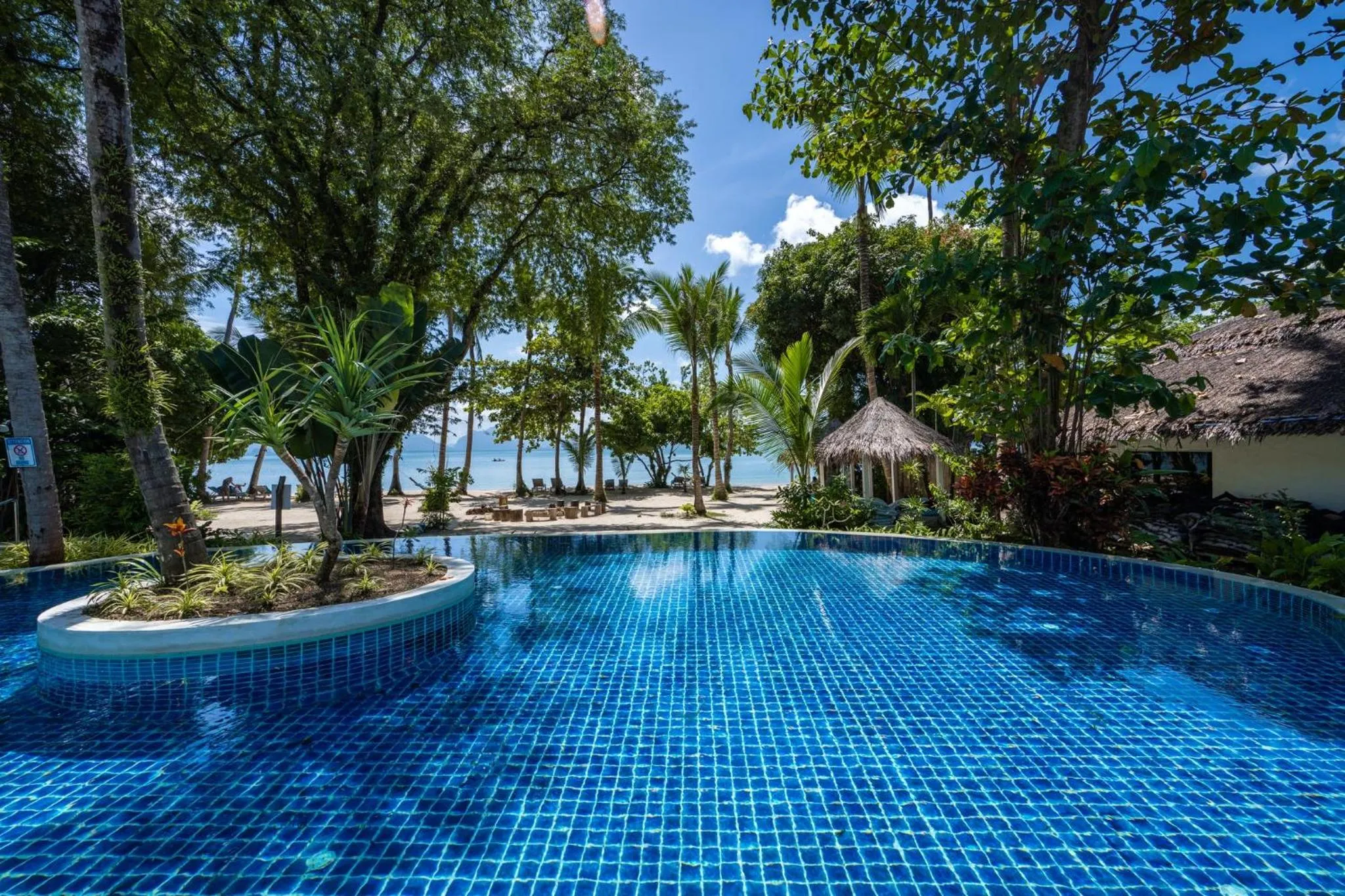 Swimming pool in Paradise Koh Yao