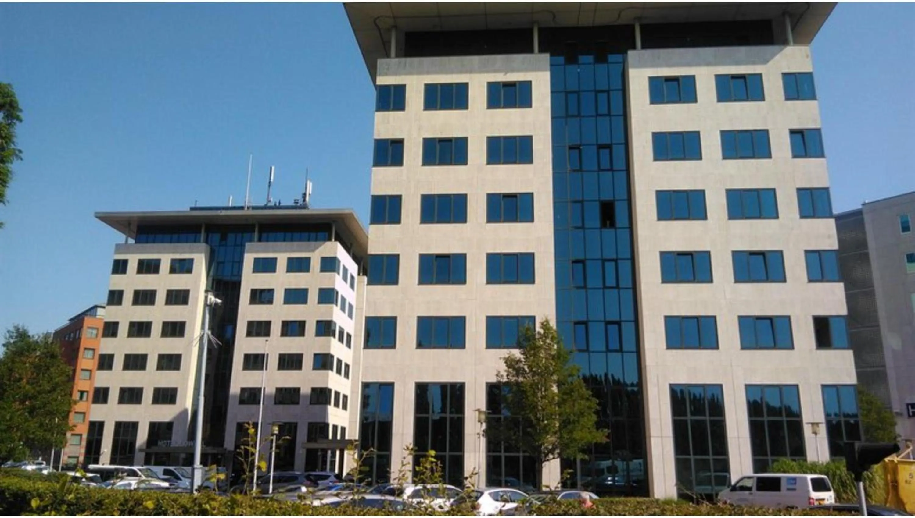 Property building in Hotel Levell