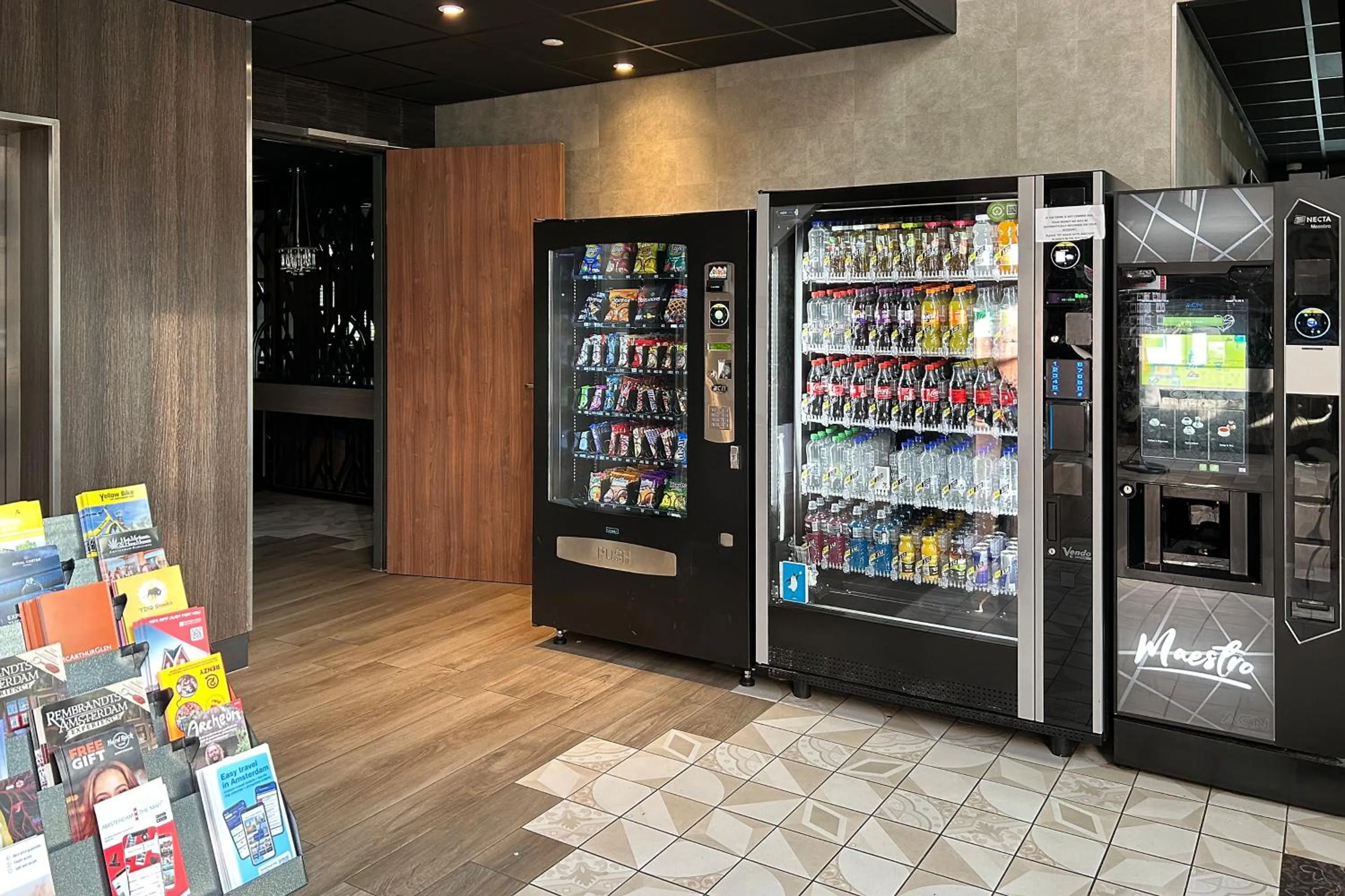 vending machine in Hotel Levell