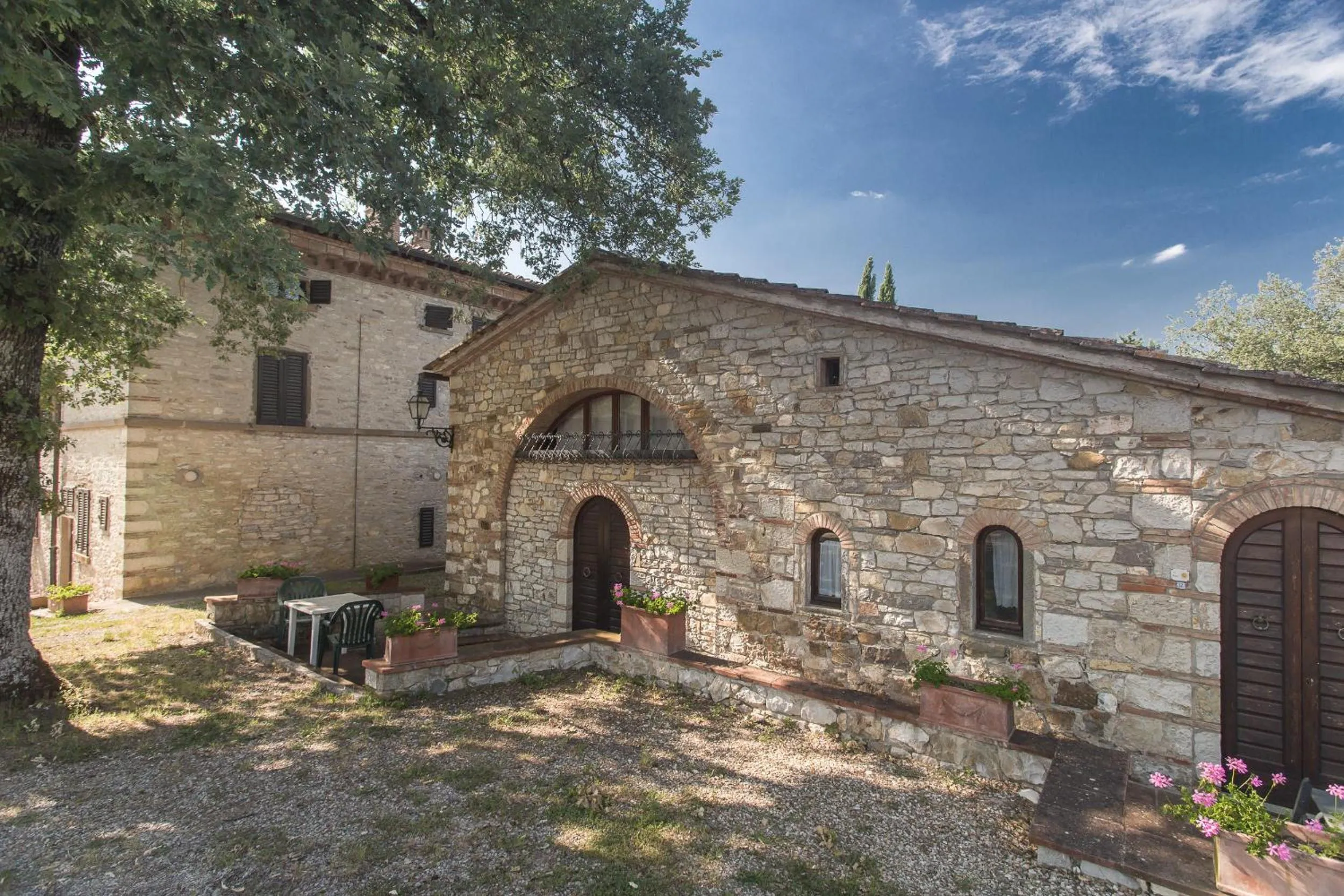 Facade/entrance in Relais Santa Cristina