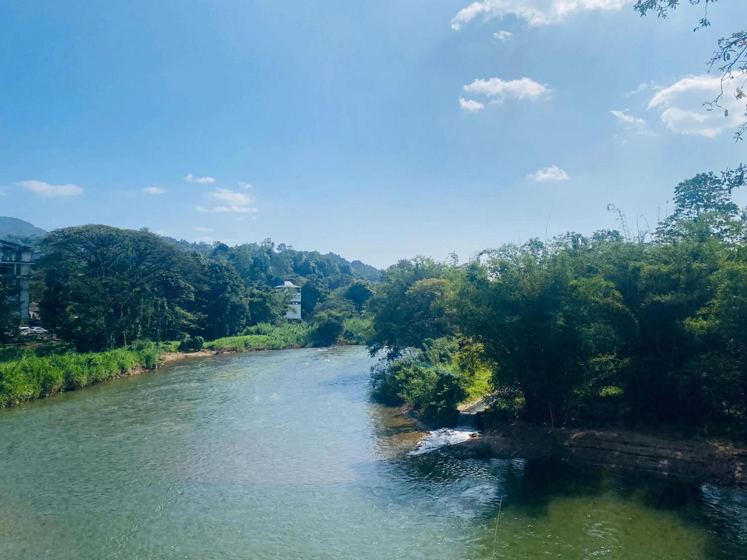 River view in Hotel Gangaaddara