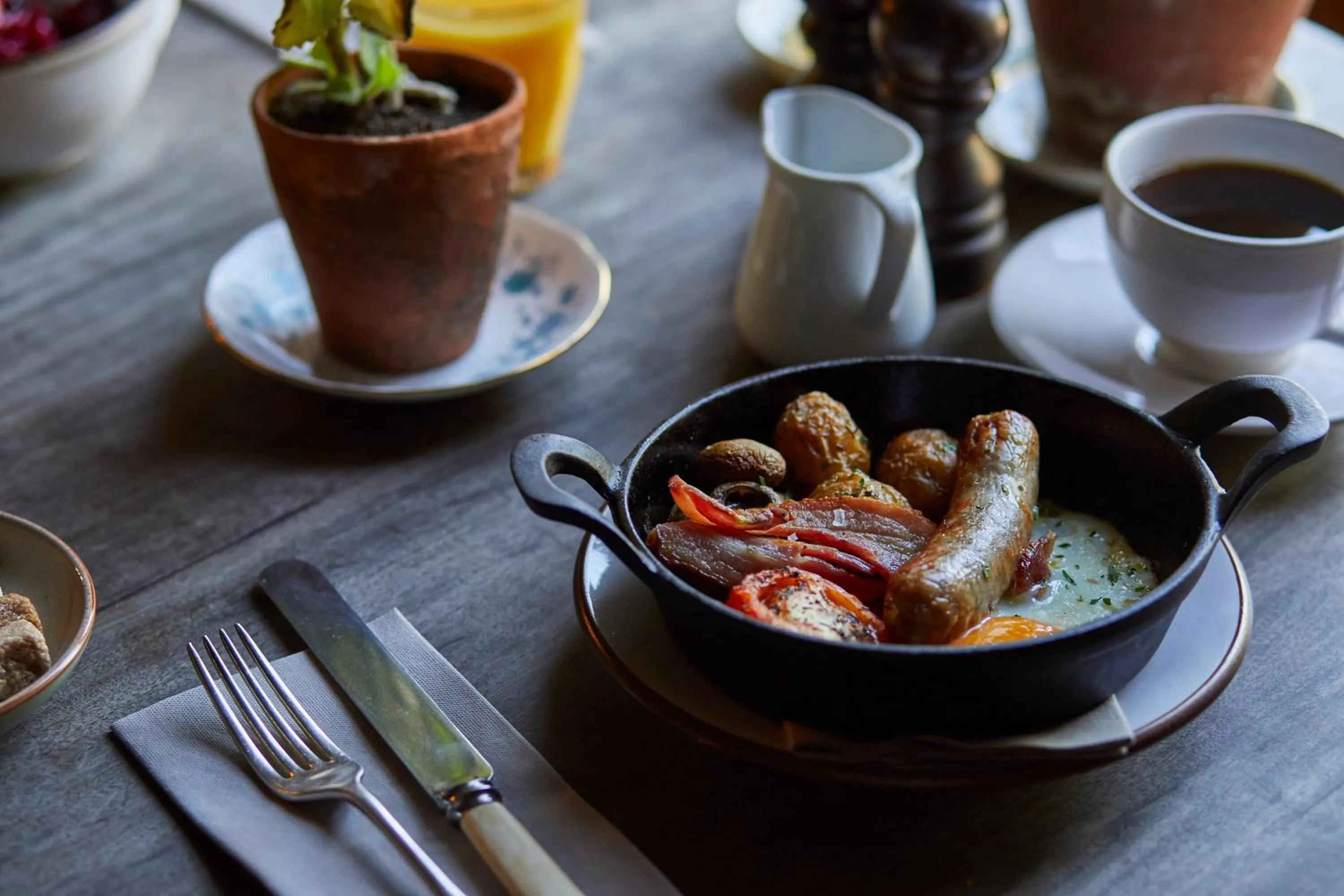 Breakfast in THE PIG in the Wall - Southampton