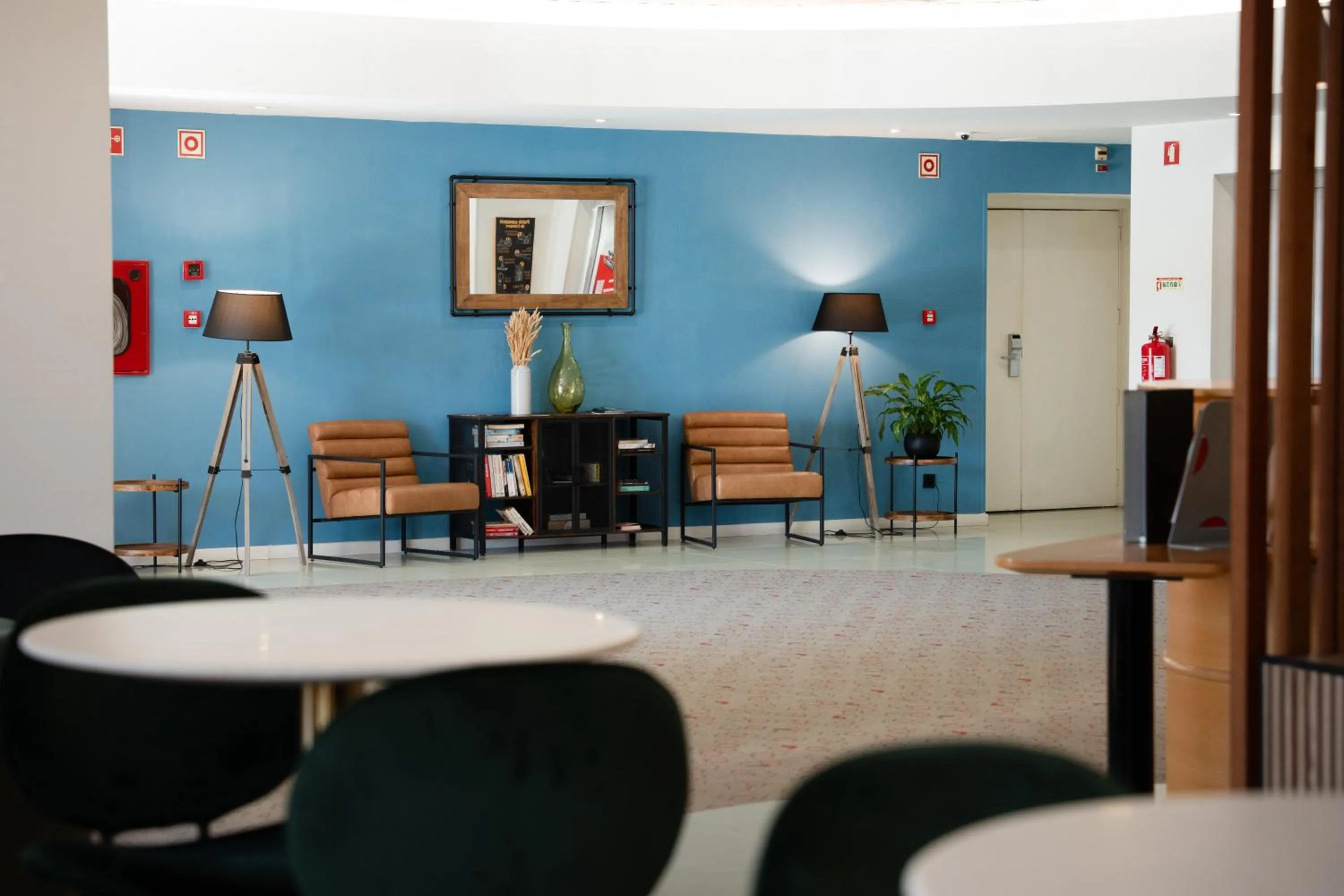 Property building in Hotel Ibis Coimbra Centro