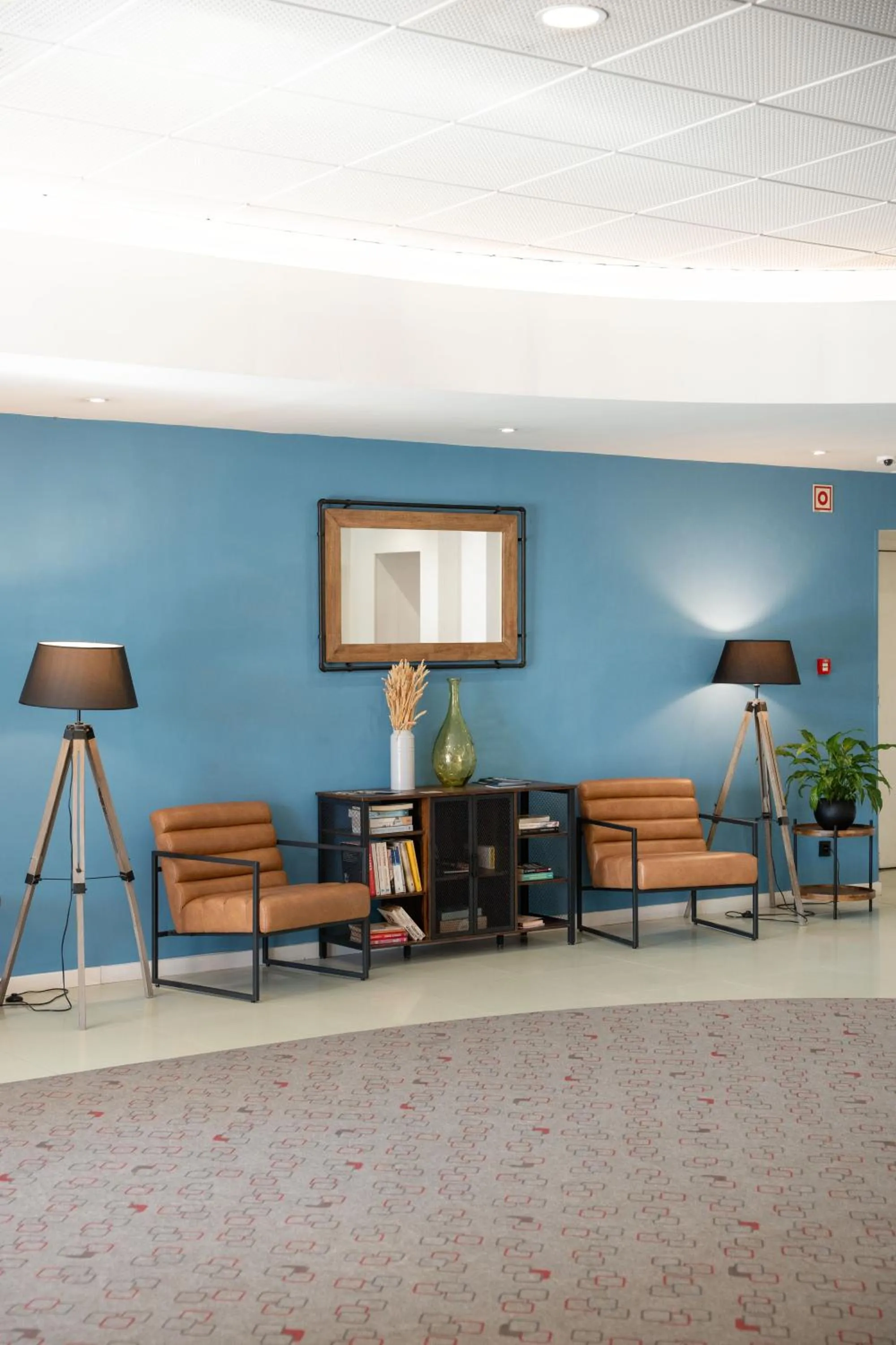 Property building in Hotel Ibis Coimbra Centro