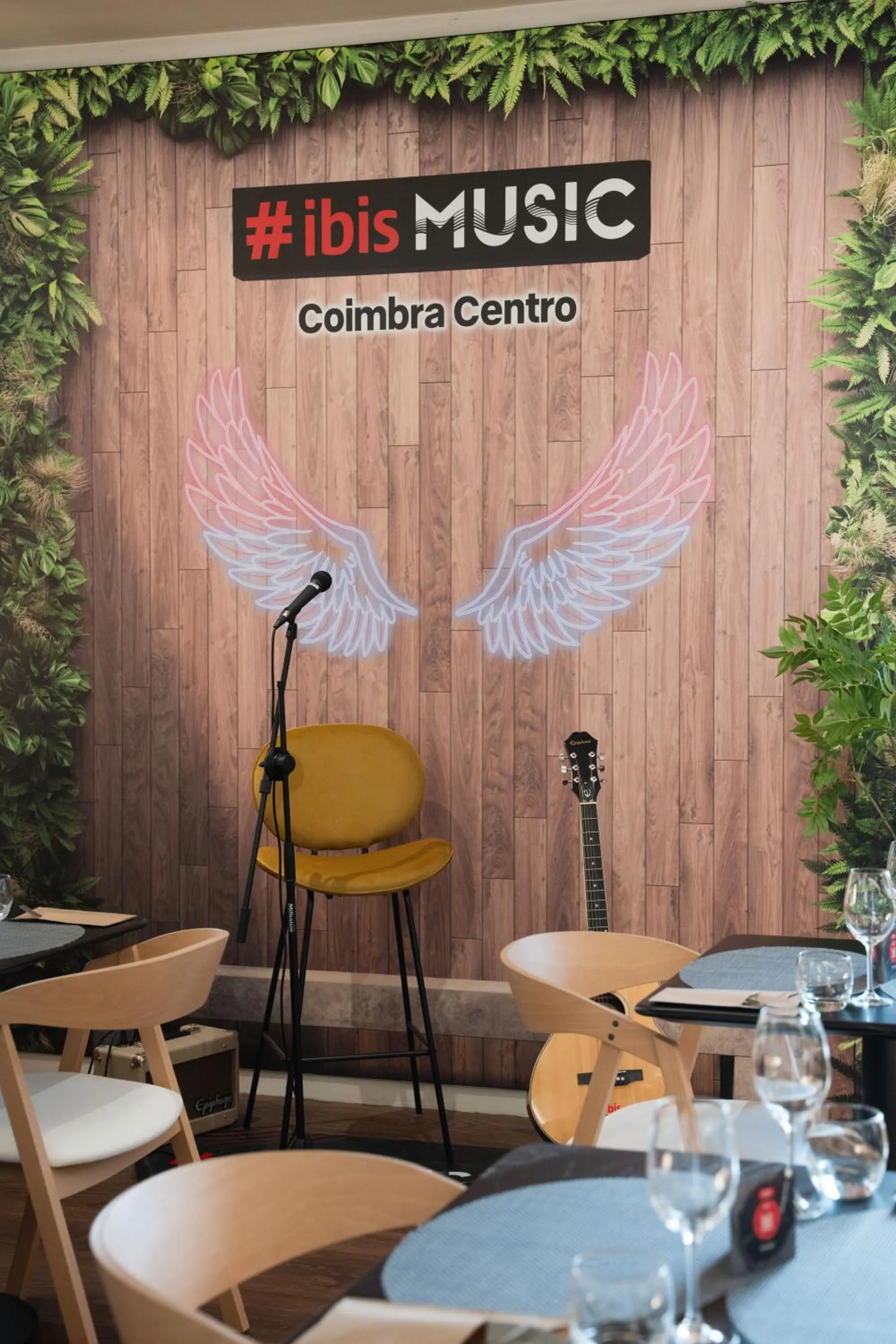 Property building in Hotel Ibis Coimbra Centro