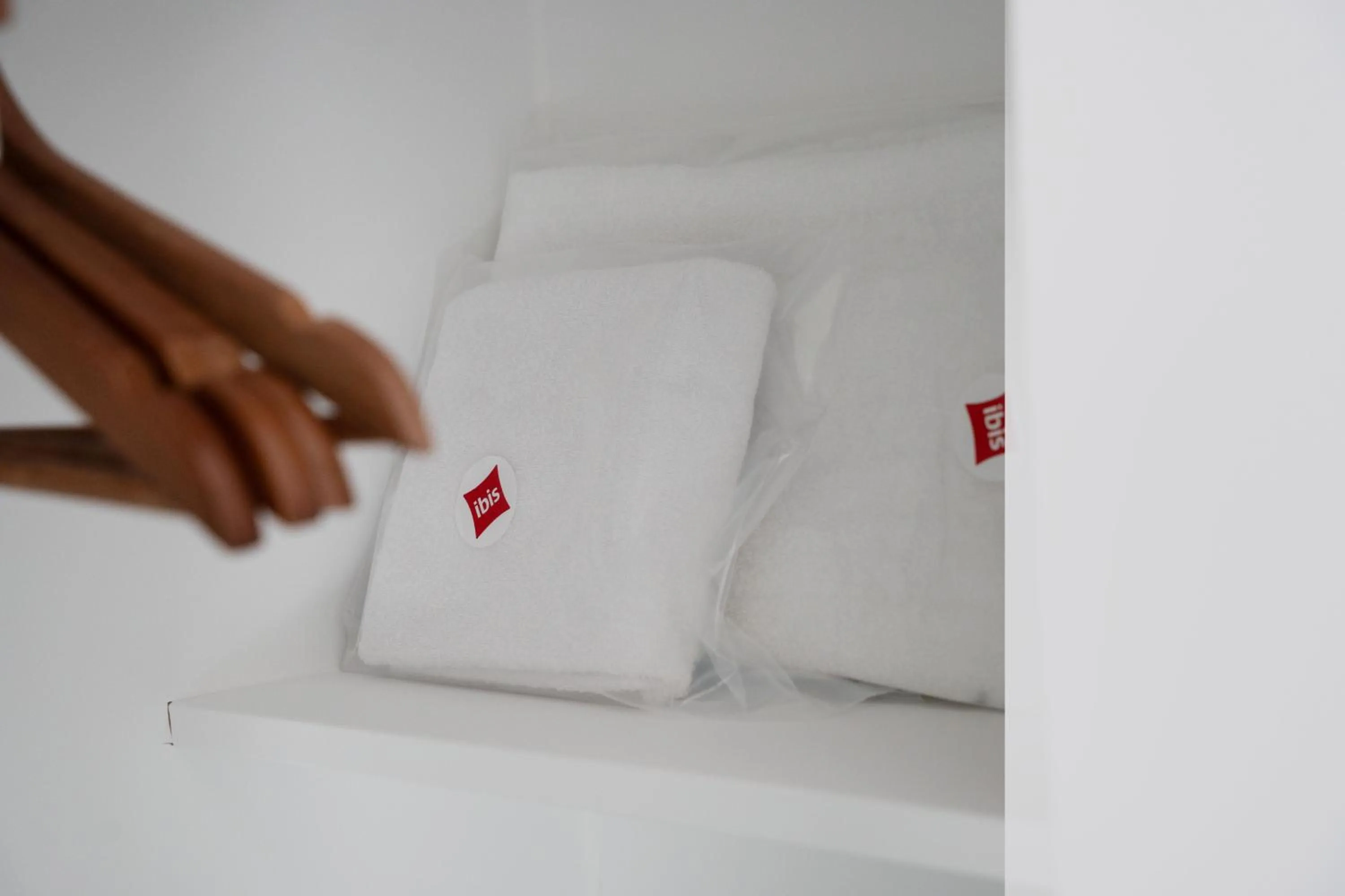 TV and multimedia, Bed in Hotel Ibis Coimbra Centro