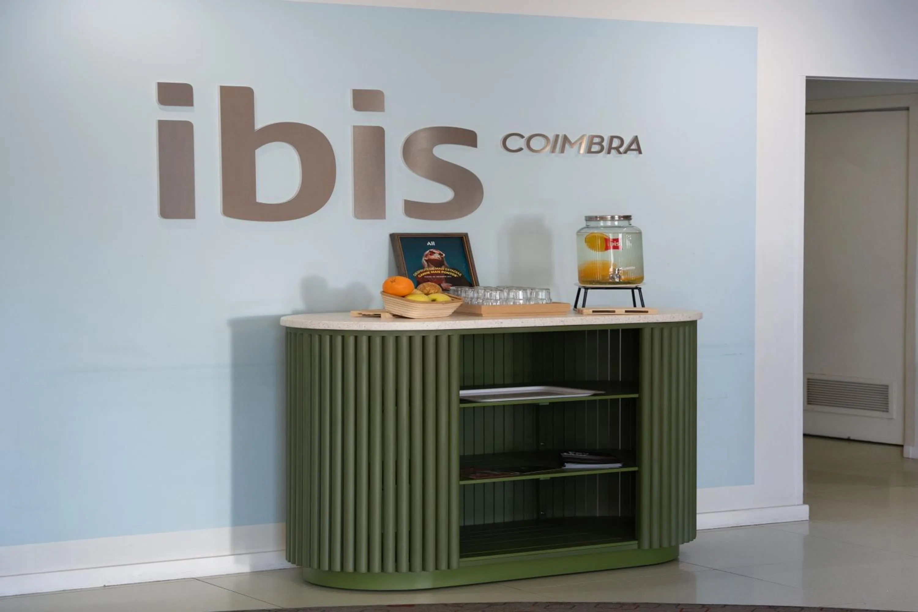 Restaurant/places to eat in Hotel Ibis Coimbra Centro