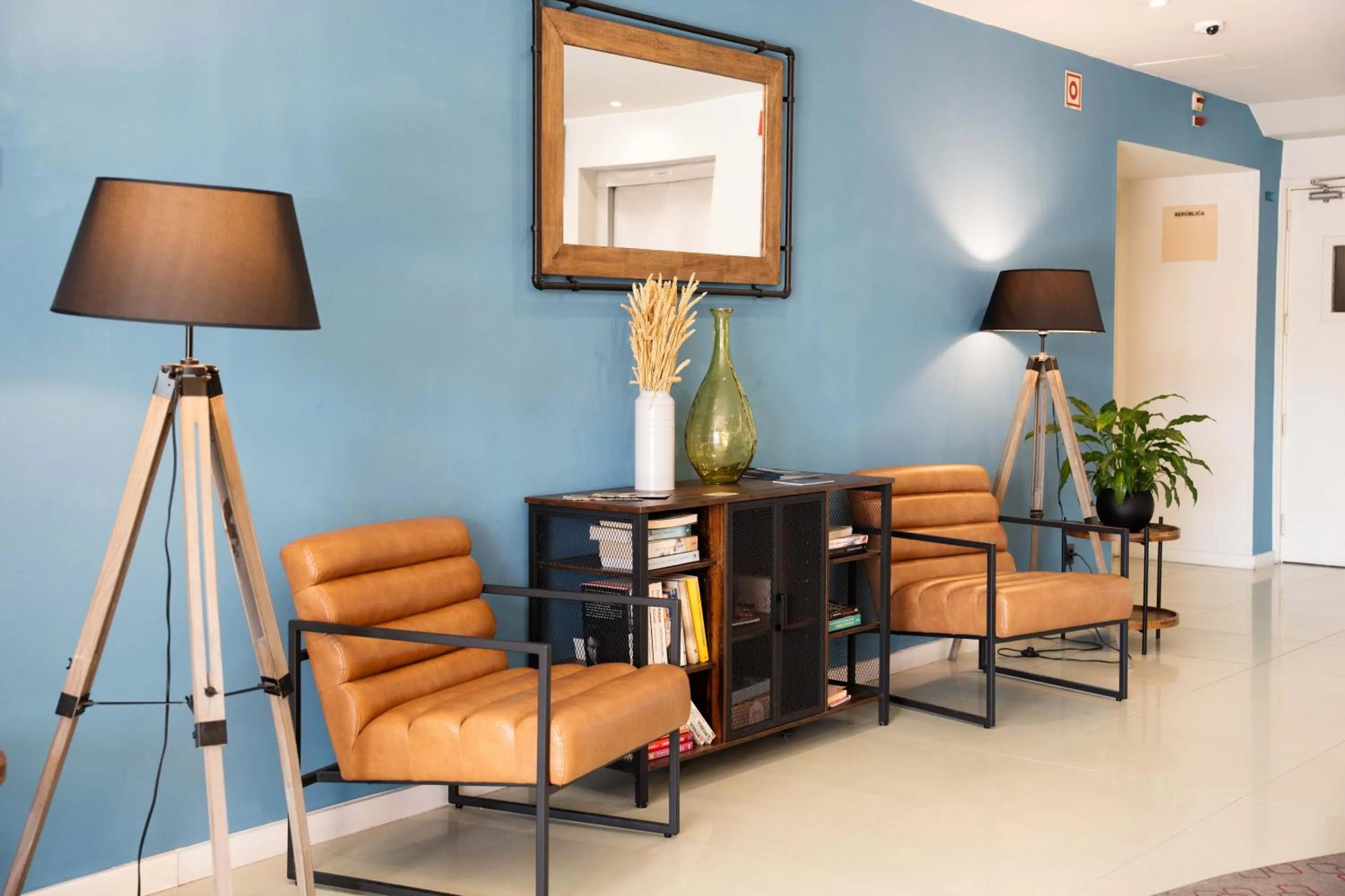 Property building in Hotel Ibis Coimbra Centro